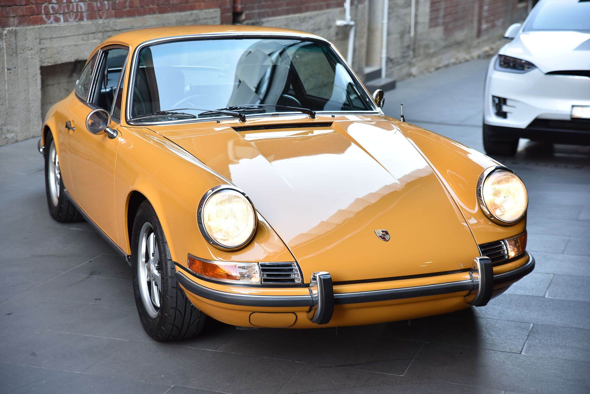 1969 Porsche 911 S Coupe 2dr Man 5sp 2.0i 