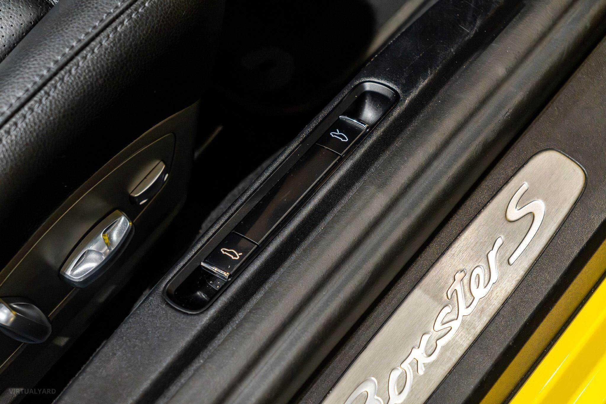 2017 Porsche 718 982 Boxster S Convertible 2dr PDK 7sp 2.5T [MY17] 