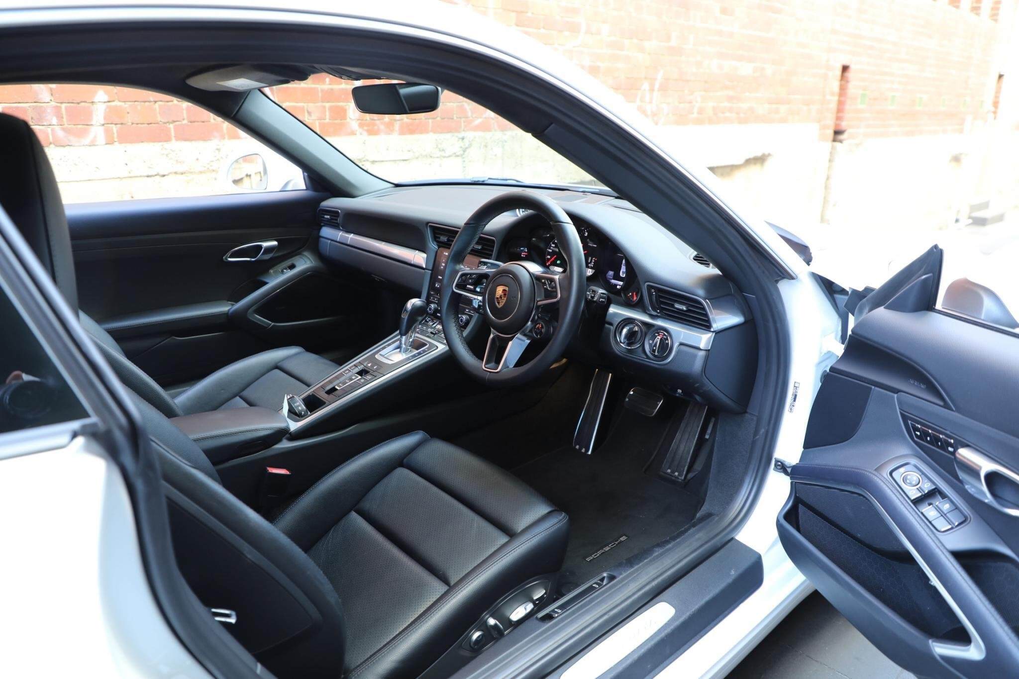 2017 Porsche 911 991 Carrera Coupe 2dr PDK 7sp 3.0TT [MY18] 