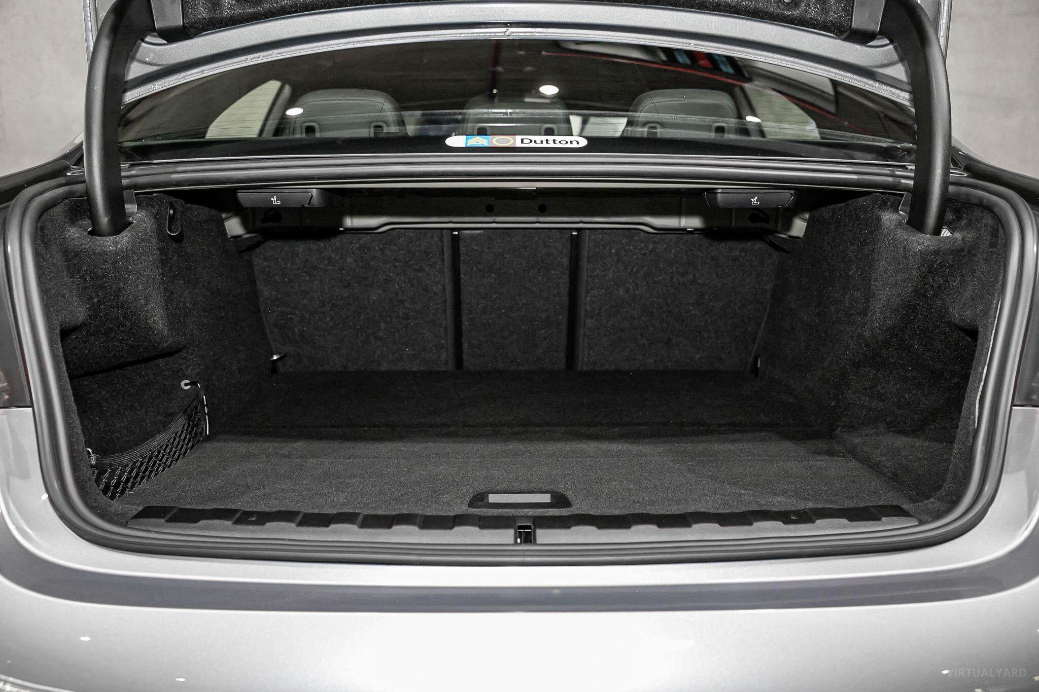 2022 BMW 3 Series G20 330e Sport Collection Sedan 4dr Steptronic 8sp 2.0T/83kW Hybrid 