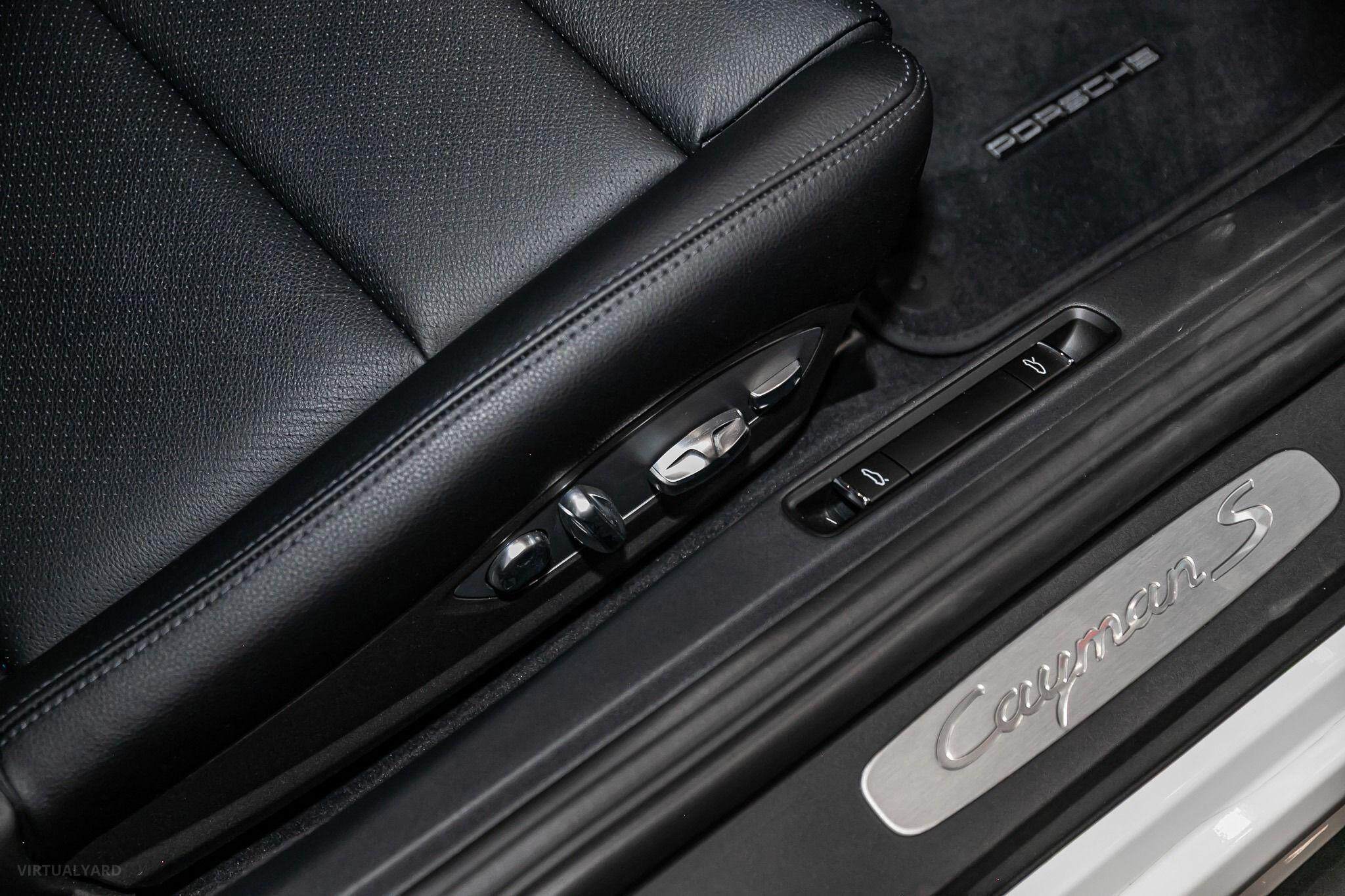 2024 PORSCHE 718 CAYMAN S 982 