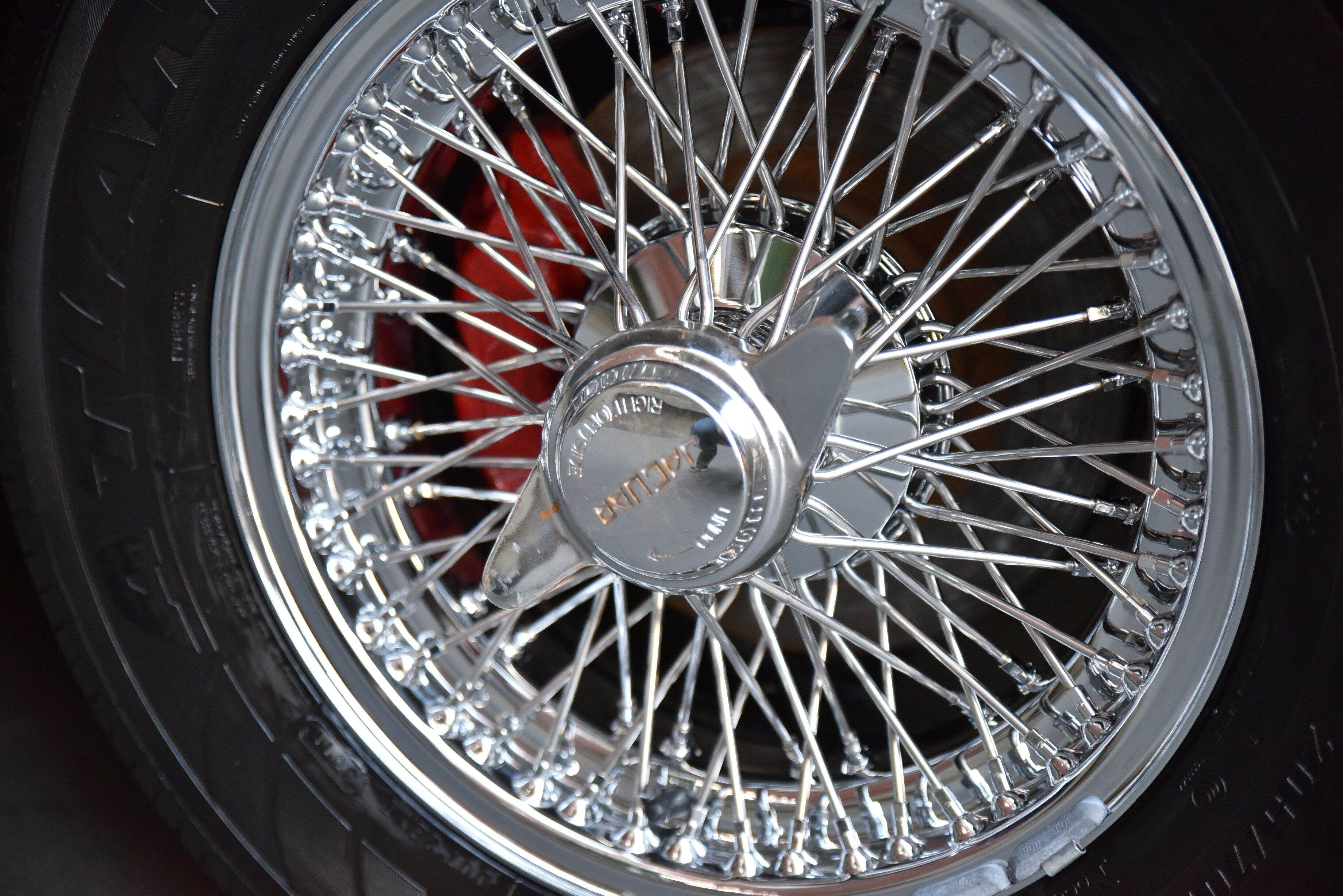 1969 Jaguar E Type Series 2 Coupe 2dr Man 4sp 4.2 [Feb] 