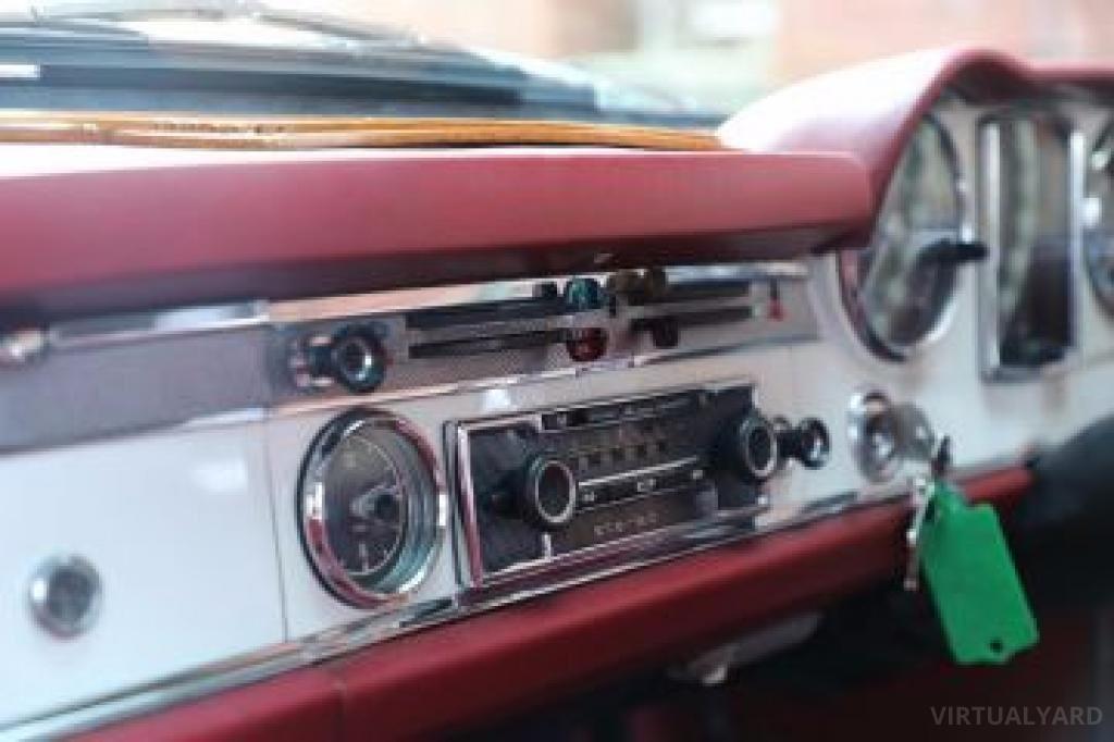 1967 Mercedes-Benz 250SL Pagoda 