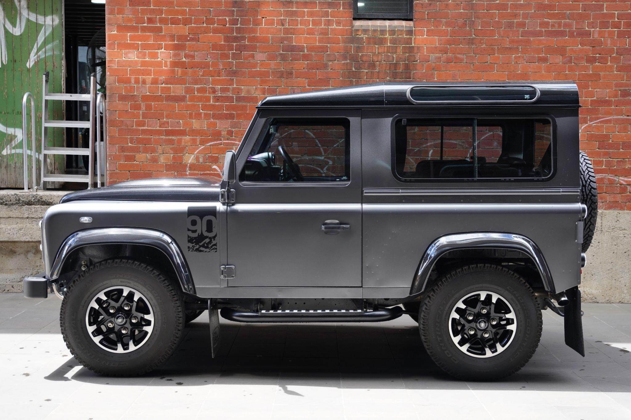 2015 Land Rover Defender 90 Adventure Wagon 3dr Man 6sp 4x4 2.2DT [MY16] 