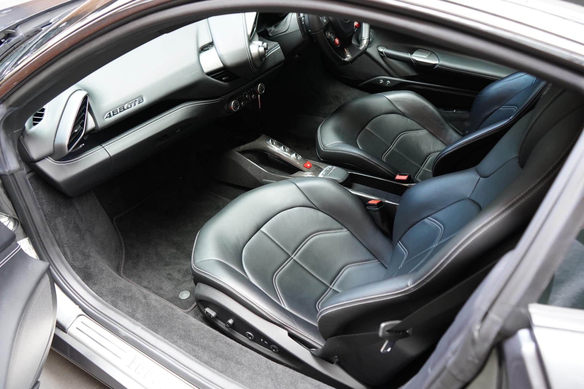 2016 Ferrari 488 GTB F142 Coupe 2dr DCT 7sp 3.9TT 