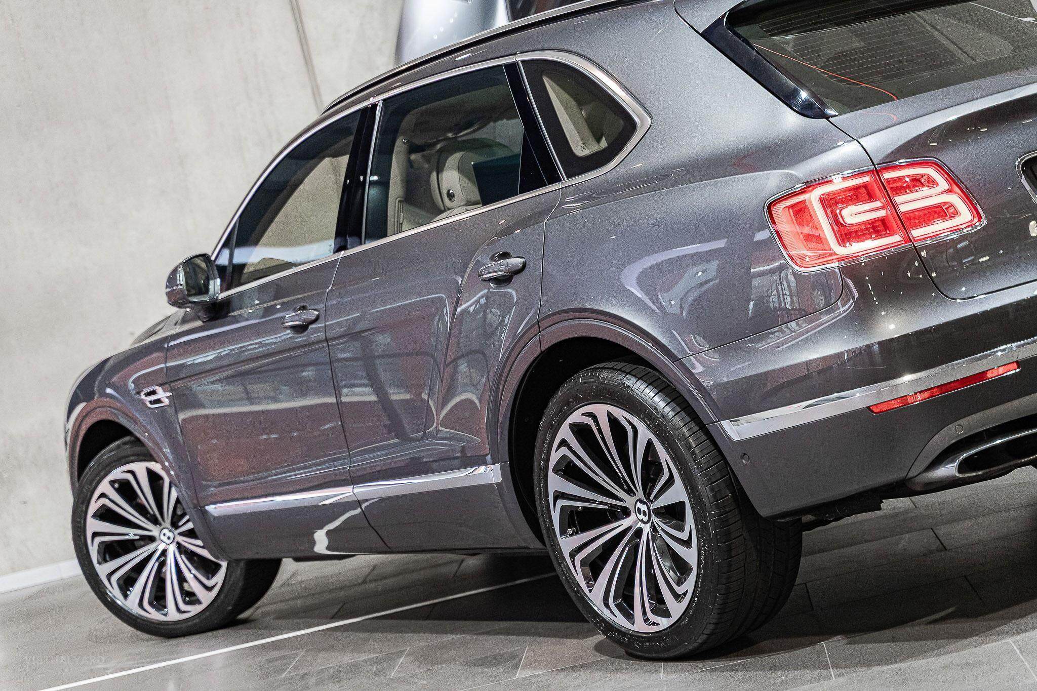 2017 Bentley Bentayga 4V Wagon 5dr Spts Auto 8sp AWD 6.0TT (5-st) [MY17] 