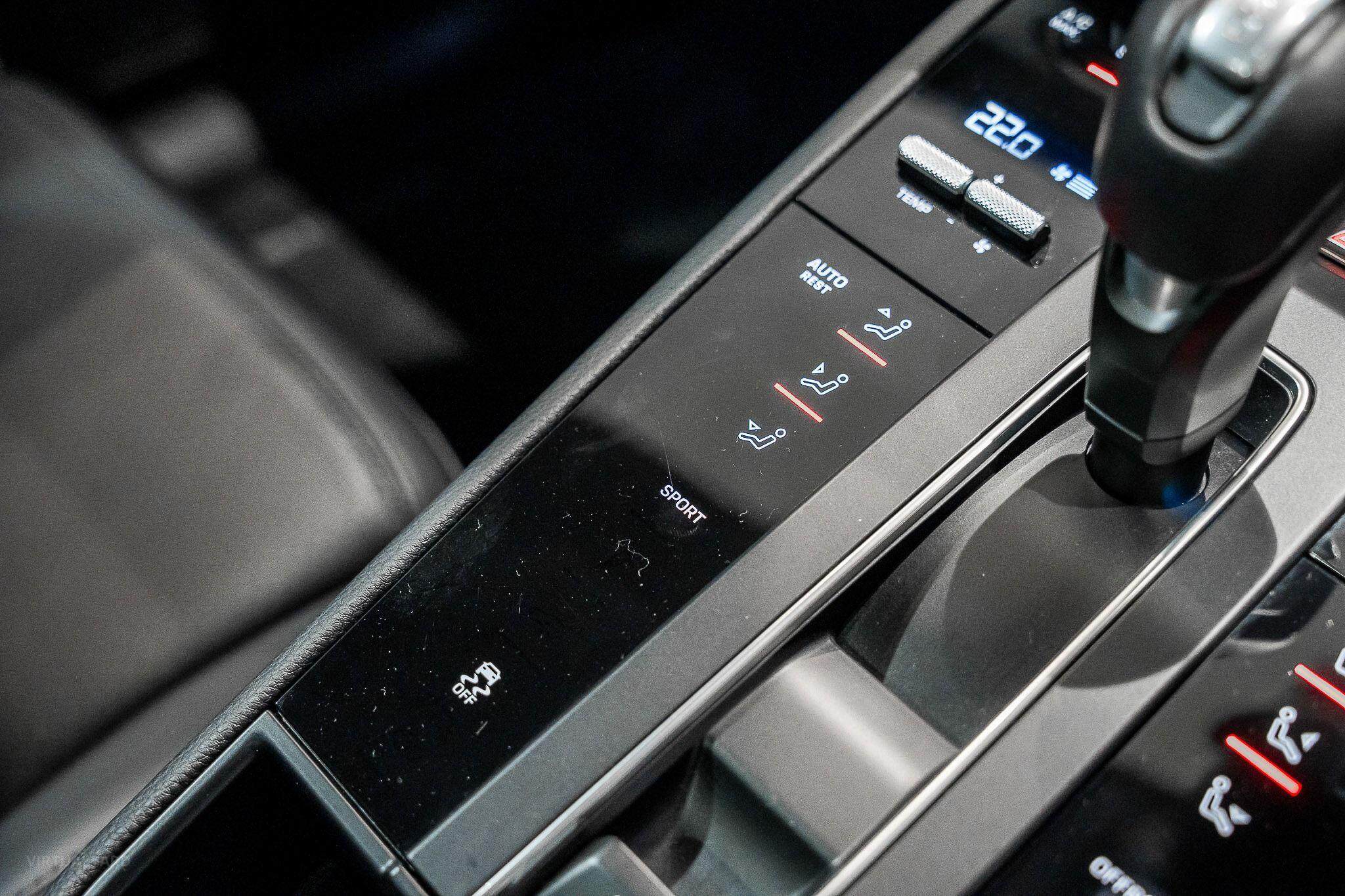 2024 Porsche Macan 95B Wagon 5dr PDK 7sp AWD 2.0T [MY24] 