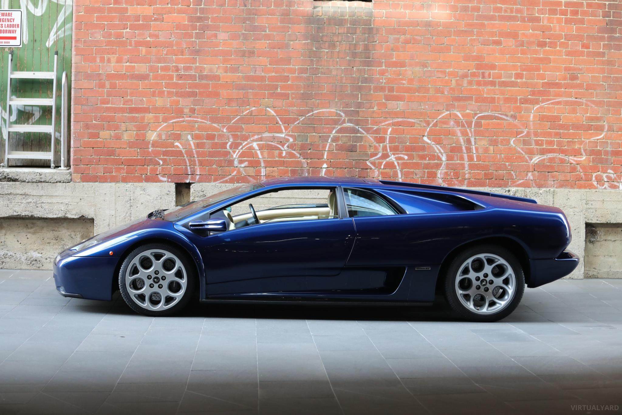 2000 Lamborghini Diablo VT Coupe 2dr Man 5sp AWD 6.0i [Apr] 