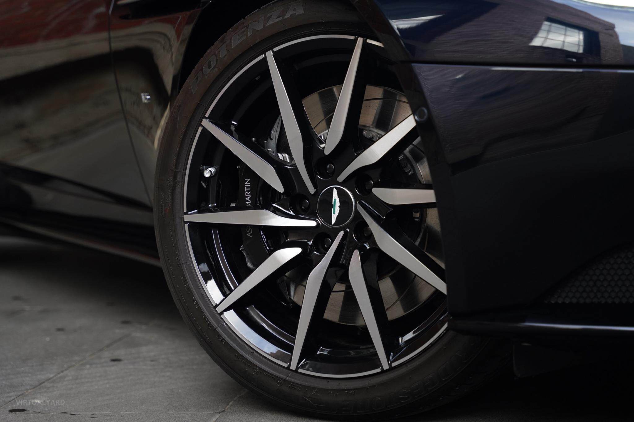 2017 Aston Martin DB11 Coupe 2dr Spts Auto 8sp 5.2TT [MY17] 