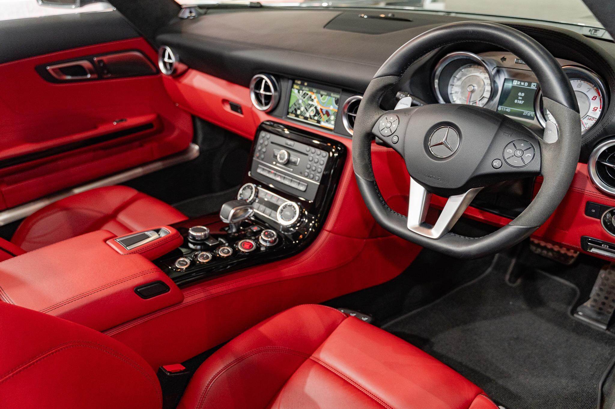 2012 Mercedes-Benz SLS-Class R197 SLS AMG Roadster 2dr SPEEDSHIFT DCT 7sp 6.3i 