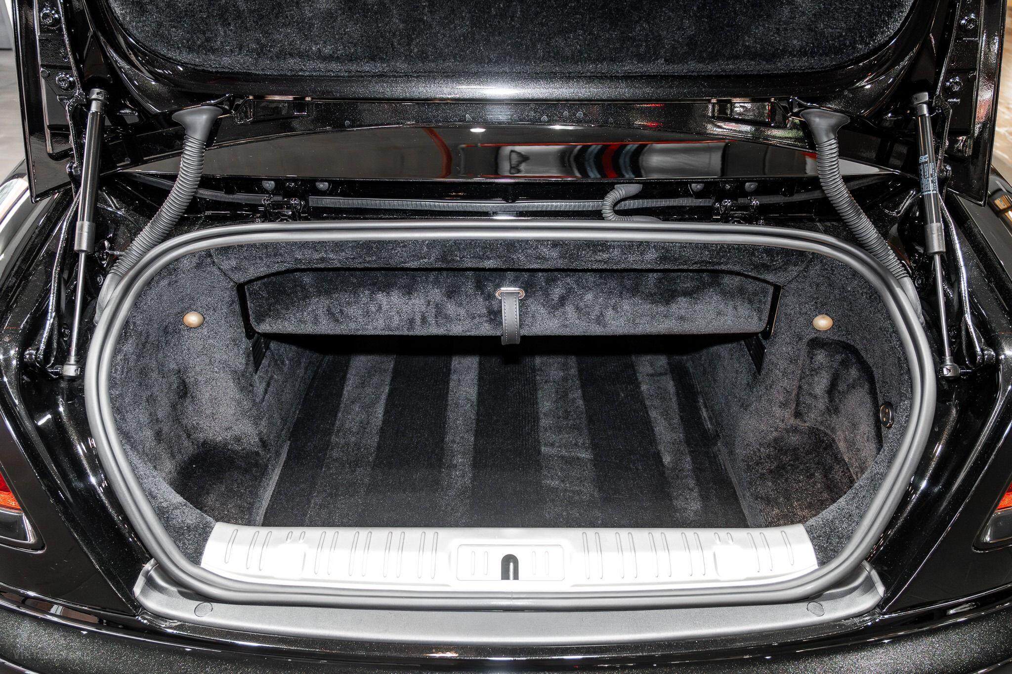 2018 Rolls-Royce Dawn Black Badge Drophead Cpe 2dr Auto 8sp 6.6TT [MY18] 