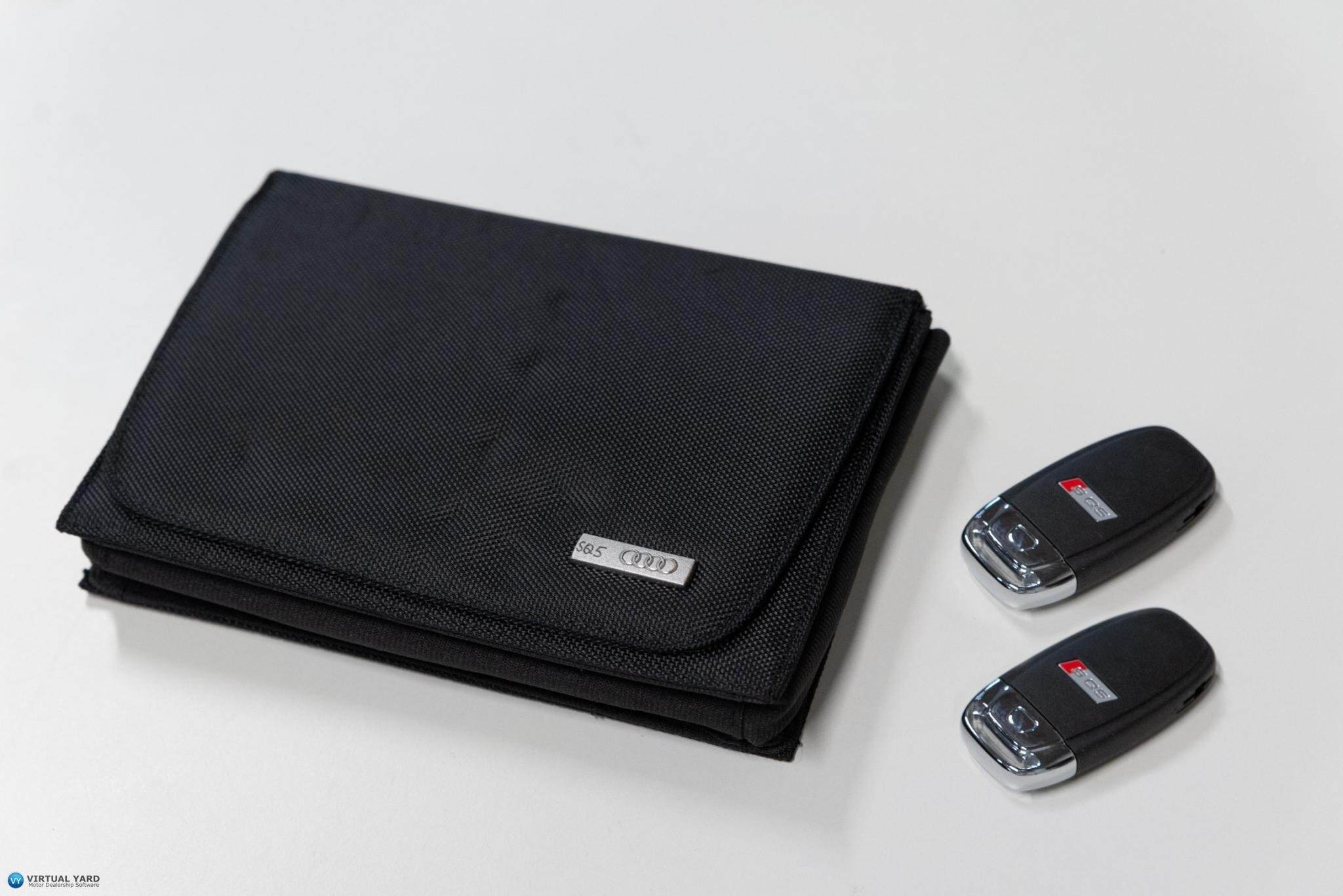 2015 Audi SQ5 8R TDI Wagon 5dr Tiptronic 8sp quattro 3.0DTT [MY15] 