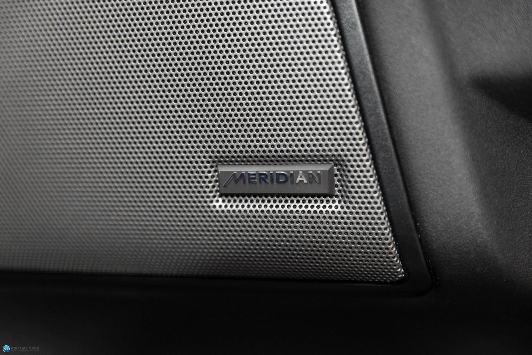 2015 Land Rover Discovery Series 4 TDV6 Wagon 5dr Spts Auto 8sp 4x4 3.0DTT [MY15] 