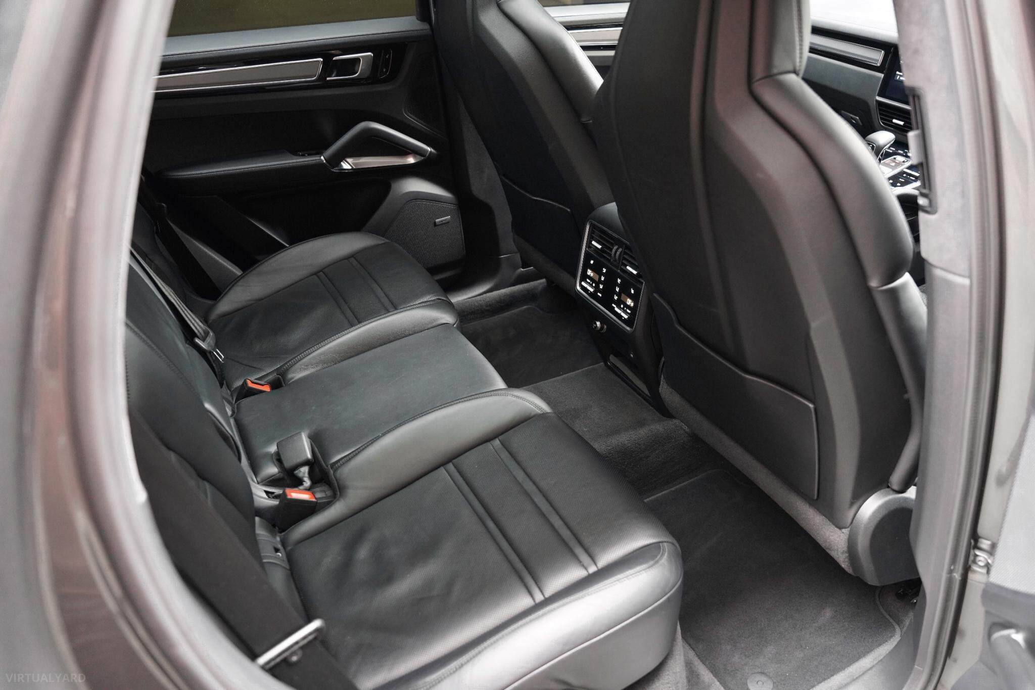 2018 Porsche Cayenne 9YA Turbo Wagon 5dr Tiptronic 8sp 4x4 4.0TT [MY19] 