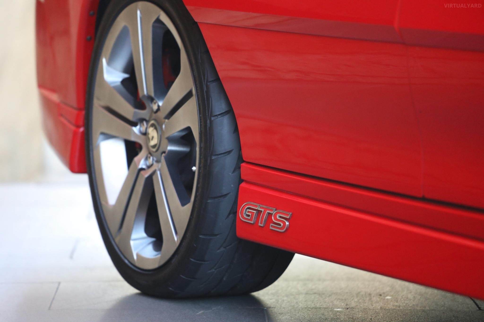 2004 Holden Special Vehicles GTS Y Series 2 Sedan 4dr Man 6sp 5.7i [Feb] 