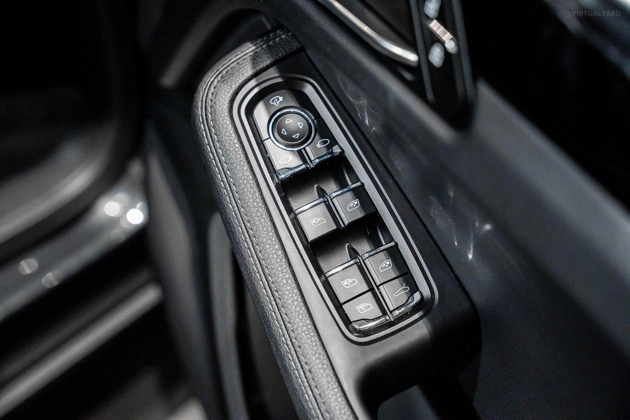 2024 Porsche Macan 95B Wagon 5dr PDK 7sp AWD 2.0T [MY24] 