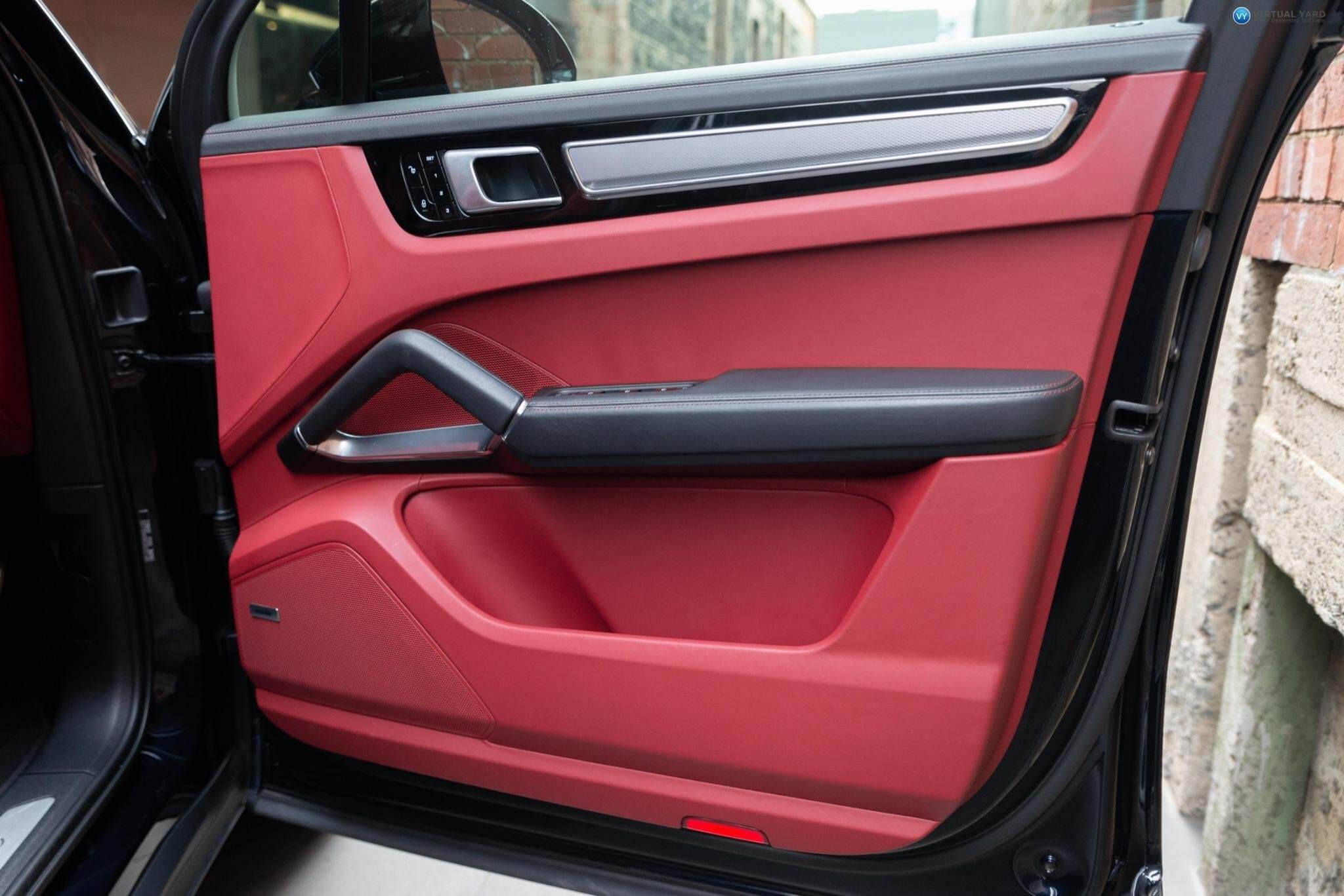 2018 Porsche Cayenne 9YA Turbo Wagon 5dr Tiptronic 8sp 4x4 4.0TT [MY19] 