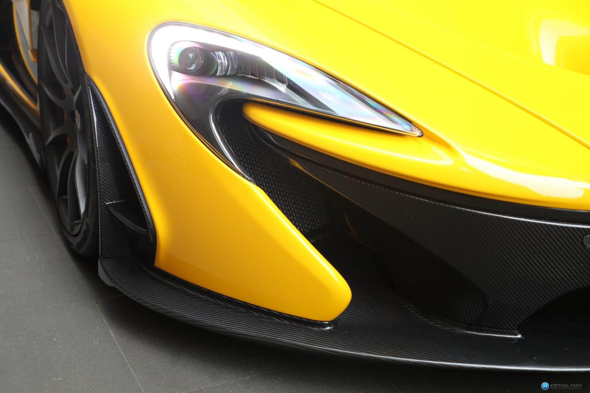 2014 McLaren P1  