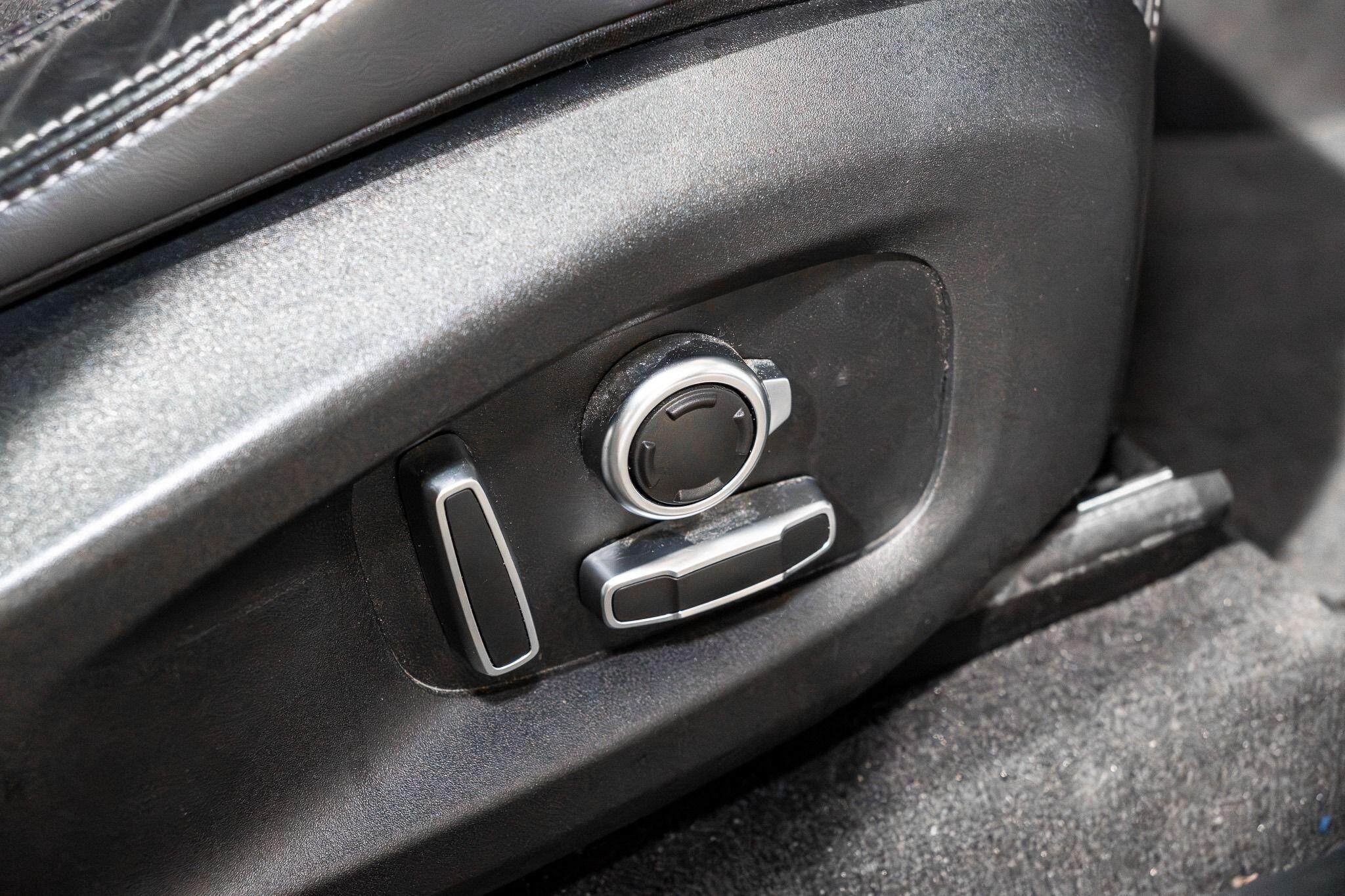 2021 JAGUAR F-PACE SVR 