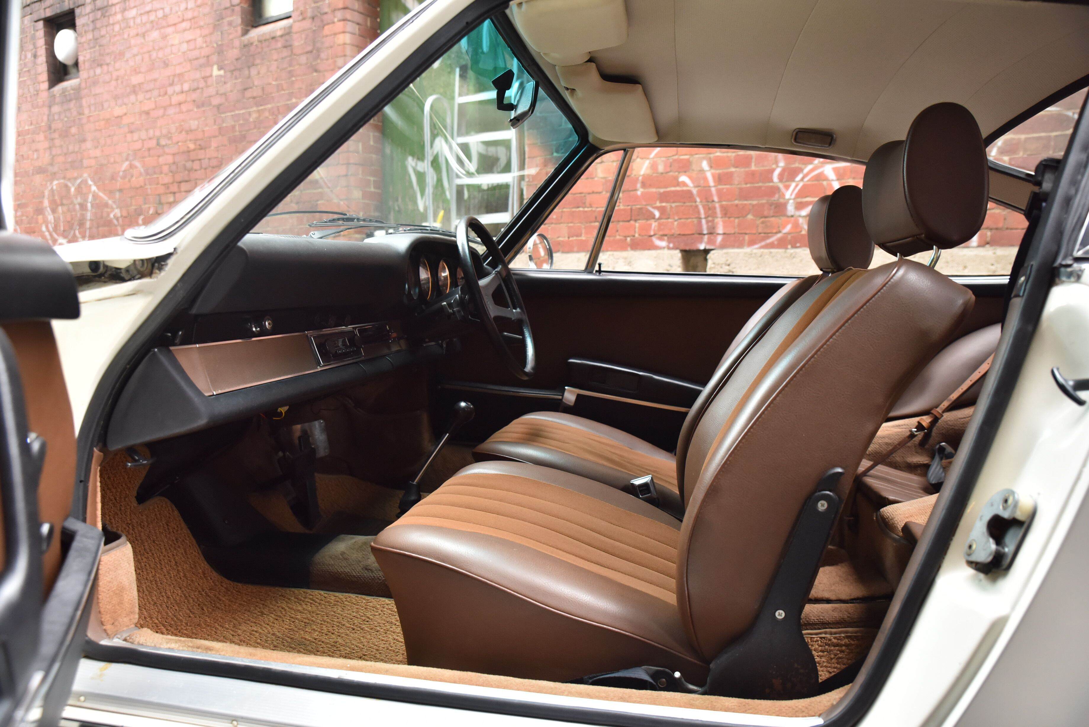 1973 Porsche 911 F E Coupe 2dr Man 5sp 2.4i 