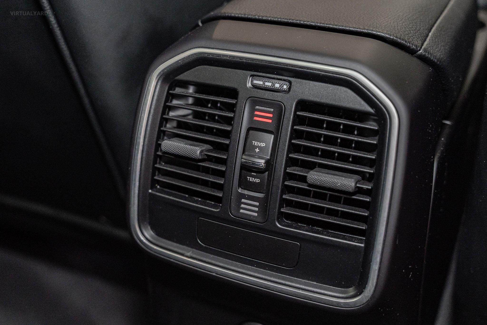 2024 Porsche Macan 95B Wagon 5dr PDK 7sp AWD 2.0T [MY24] 