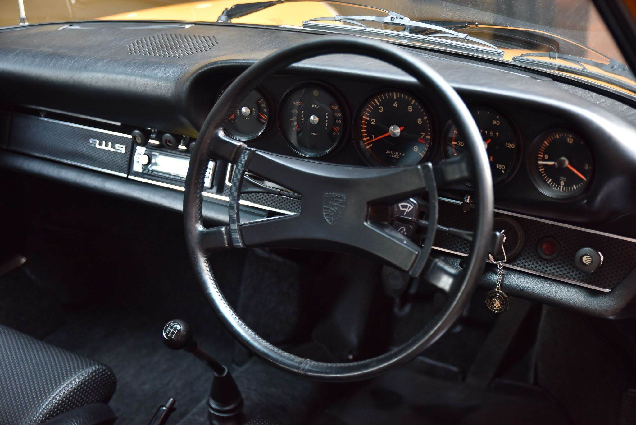 1969 Porsche 911 S Coupe 2dr Man 5sp 2.0i 