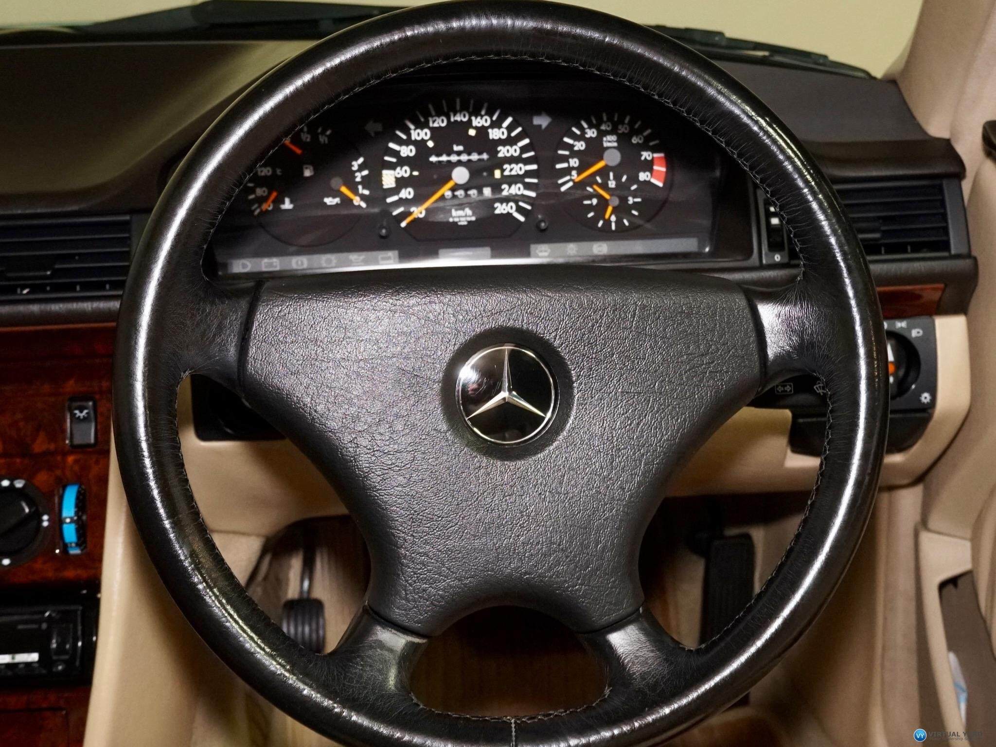 1992 Mercedes Benz 300CE 24  