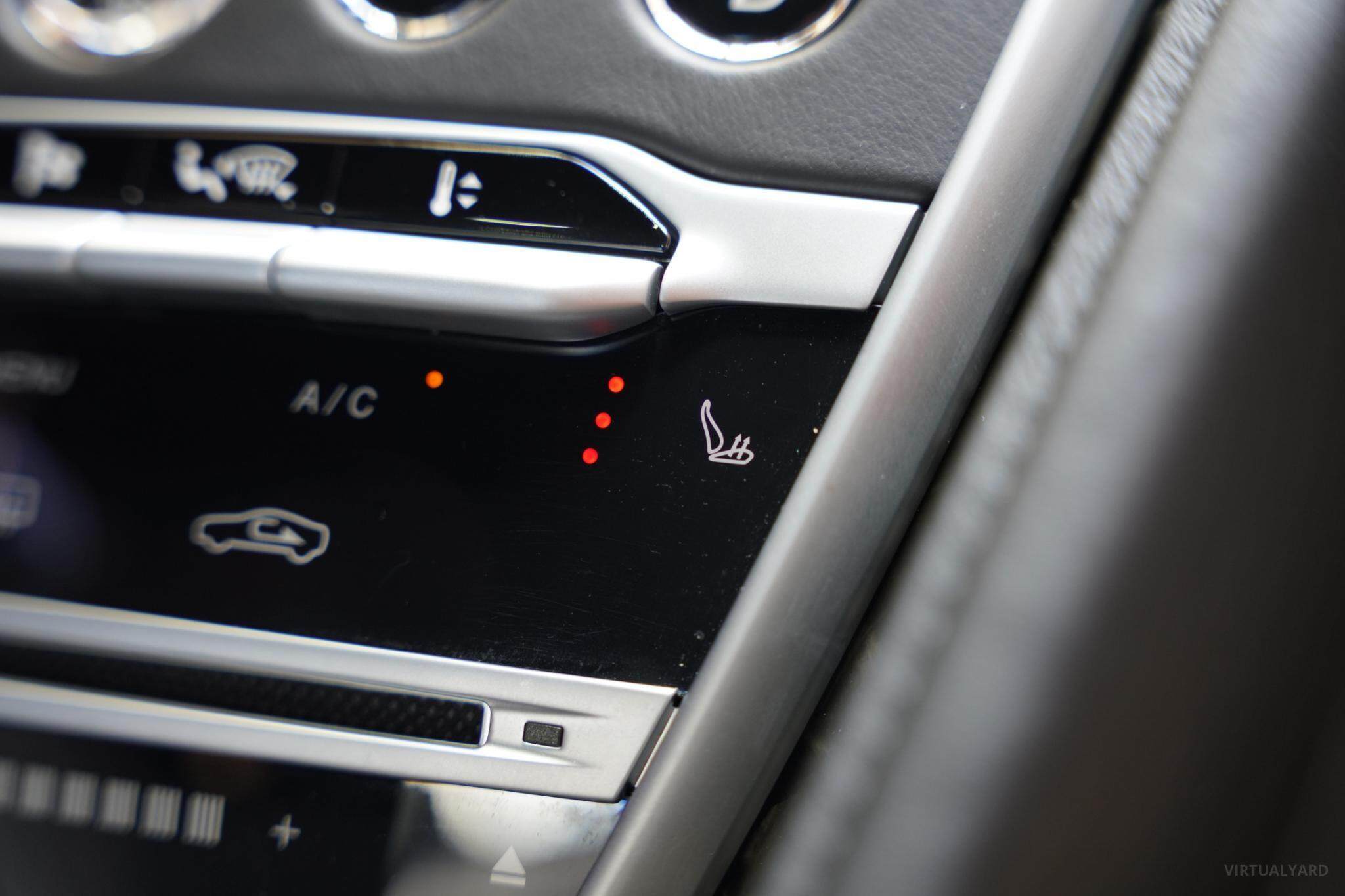 2017 Aston Martin DB11 Launch Edition Coupe 2dr Spts Auto 8sp 5.2TT [MY17] 