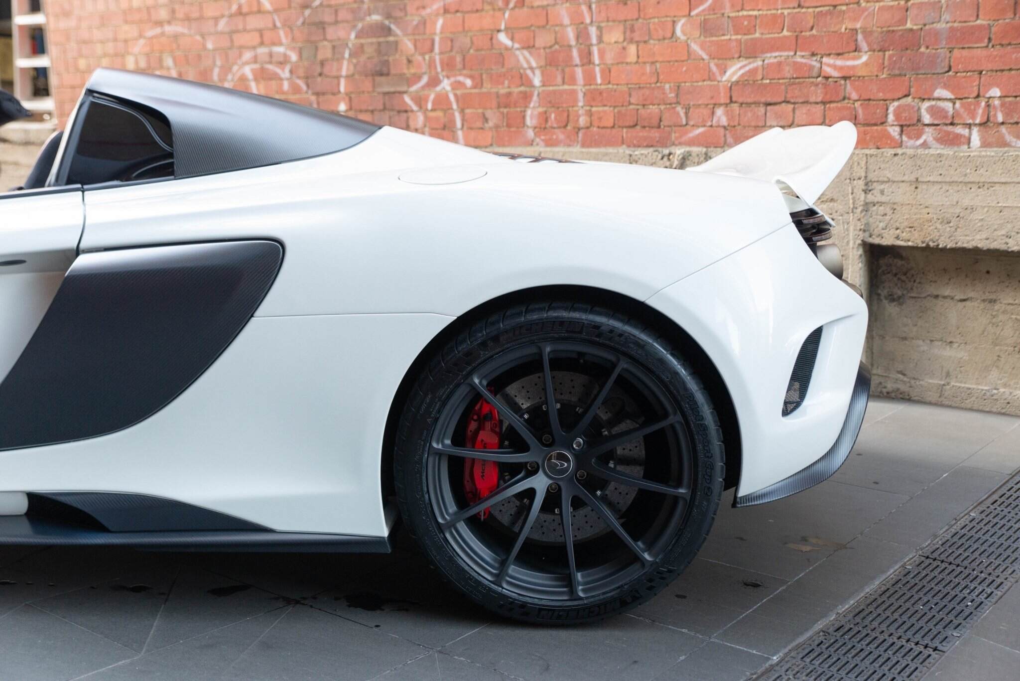 2016 McLaren 675LT Spider 2dr SSG 7sp 3.8TT [Feb] 