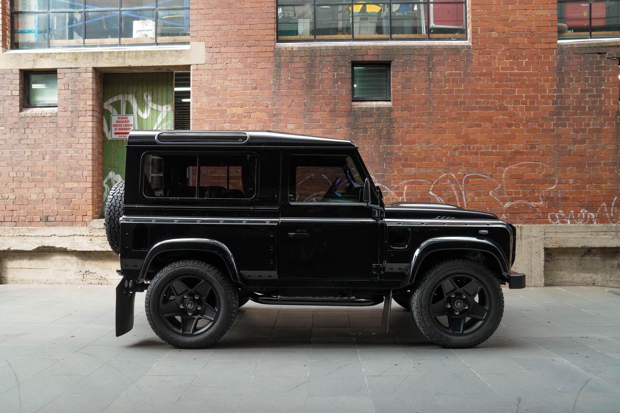 2013 Land Rover Defender 90 Wagon 3dr Man 6sp 4x4 2.2DT [MY13] 