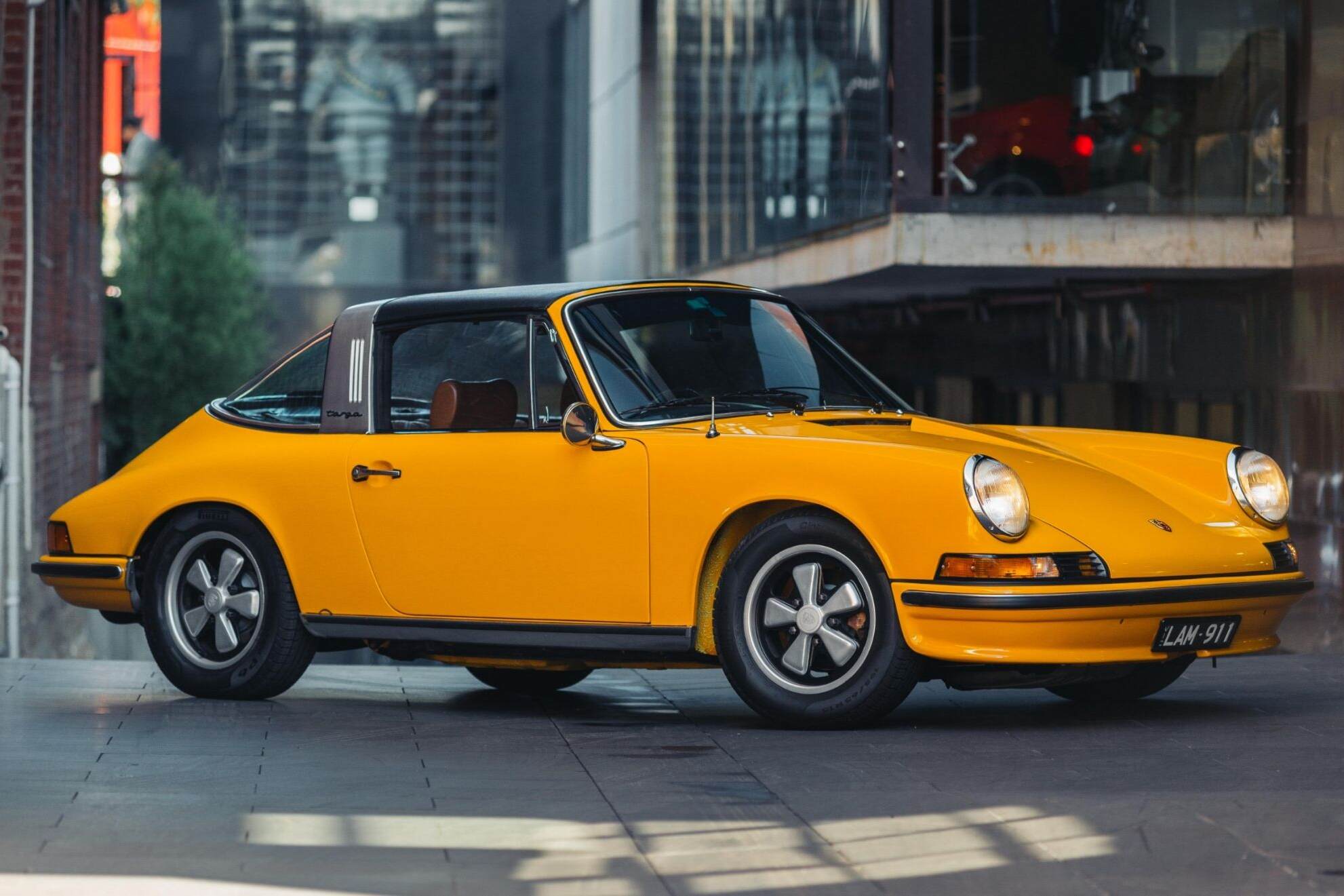 1973 Porsche 911 F E Coupe 2dr Man 5sp 2.4i 