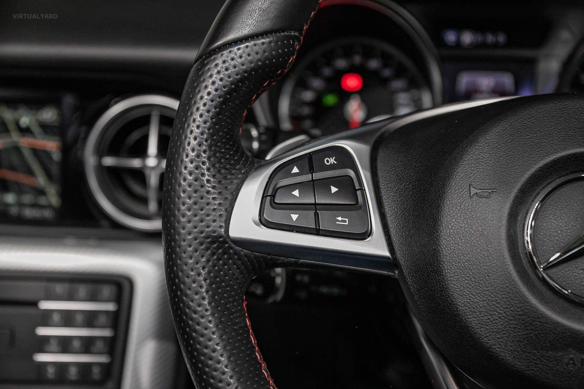 2018 Mercedes-Benz SLC-Class R172 SLC300 Roadster 2dr 9G-TRONIC 9sp 2.0T 