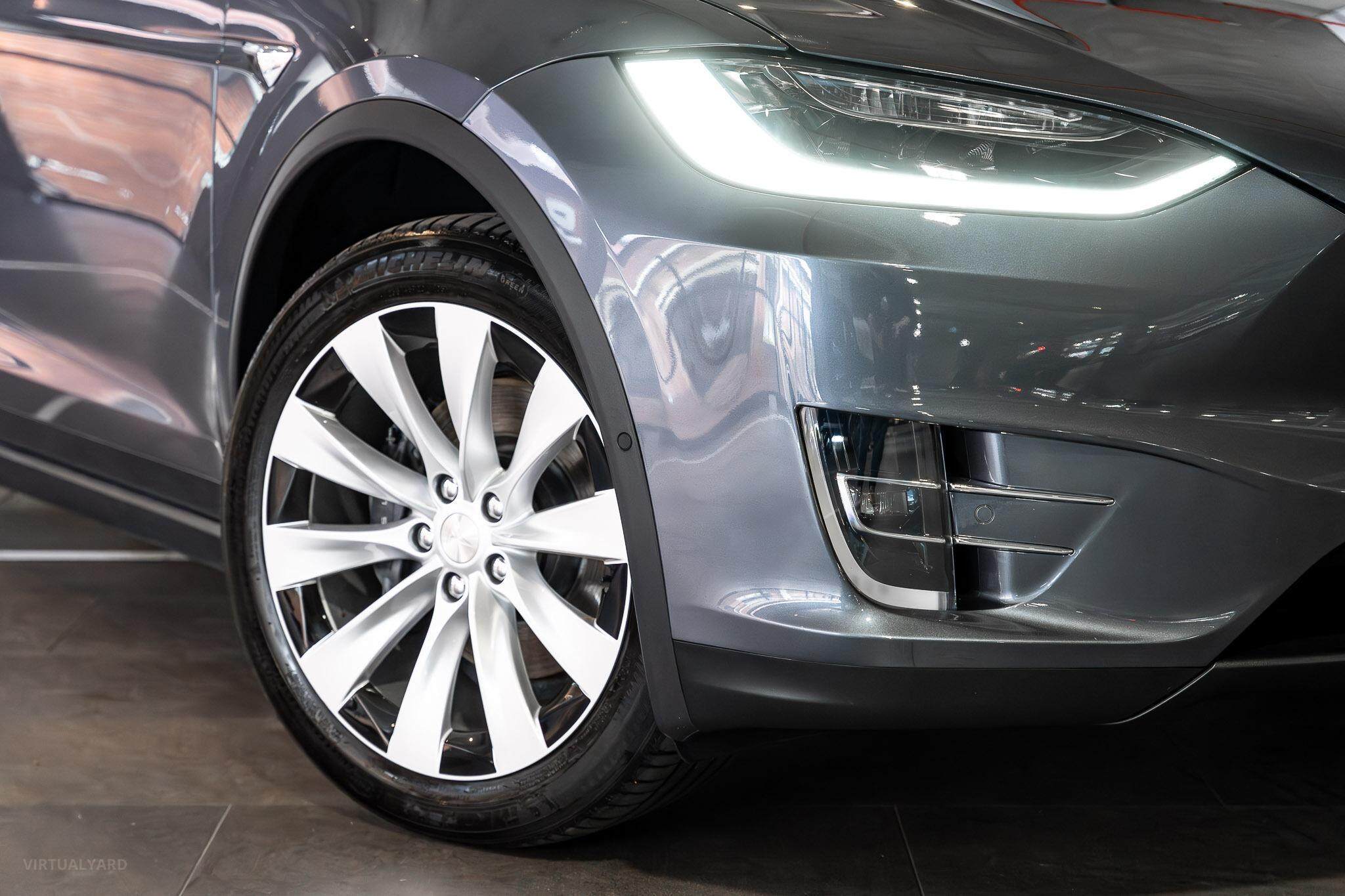 2023 Tesla Model X Long Range Wagon 5dr Reduction Gear 1sp AWD AC330kW [Mar] 
