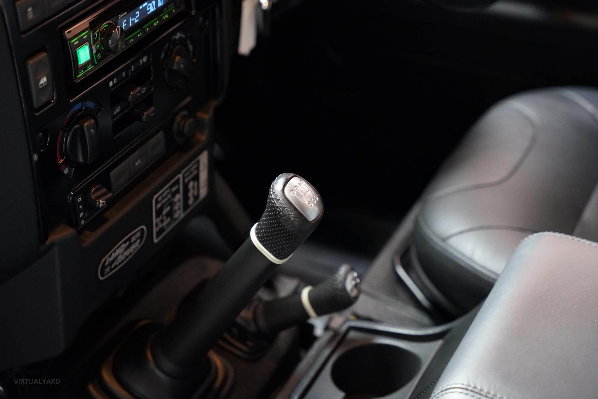 2015 Land Rover Defender 110 Adventure Wagon 5dr Man 6sp 4x4 2.2DT [MY16] 