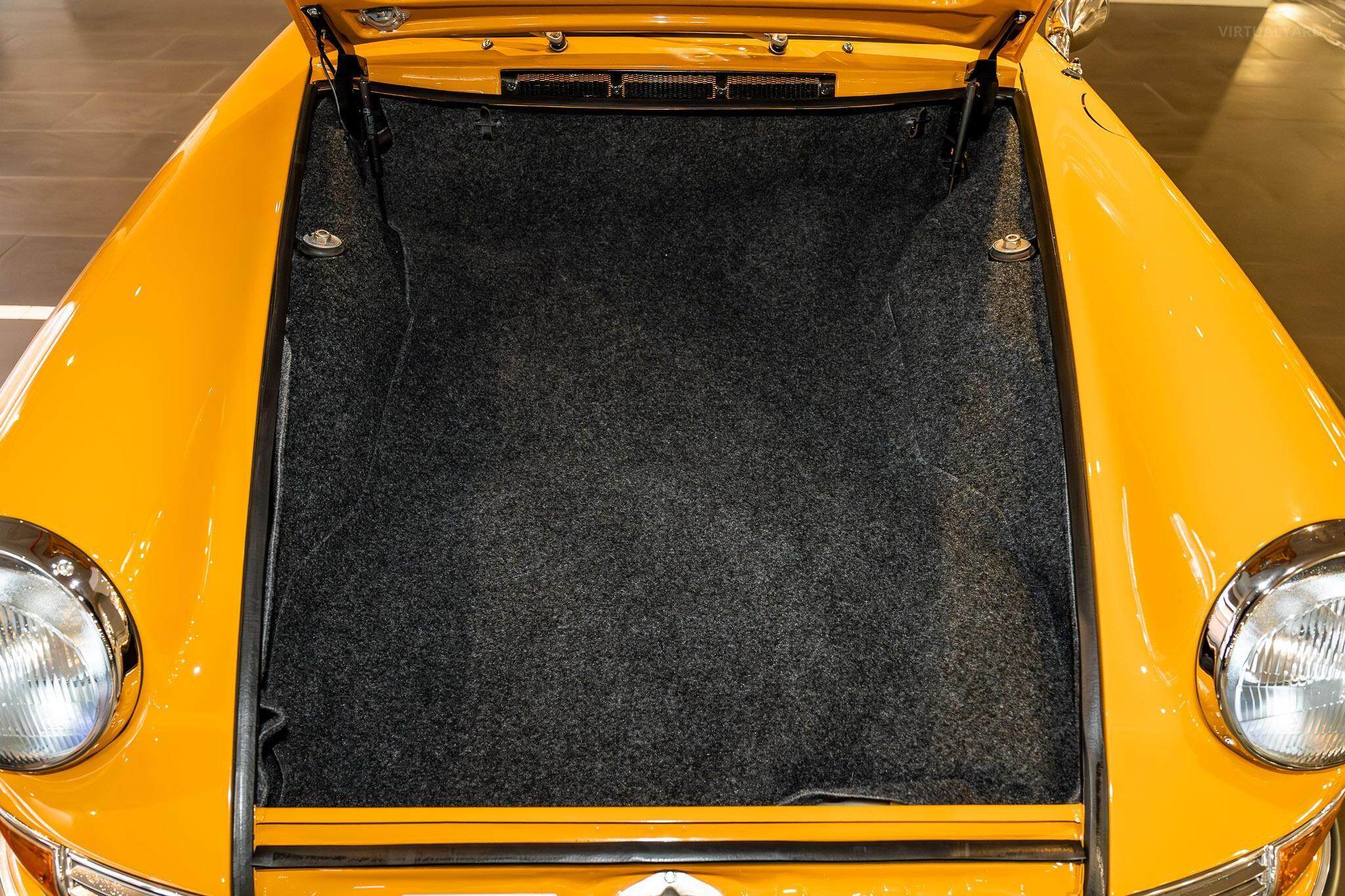 1967 PORSCHE 911 TARGA S 