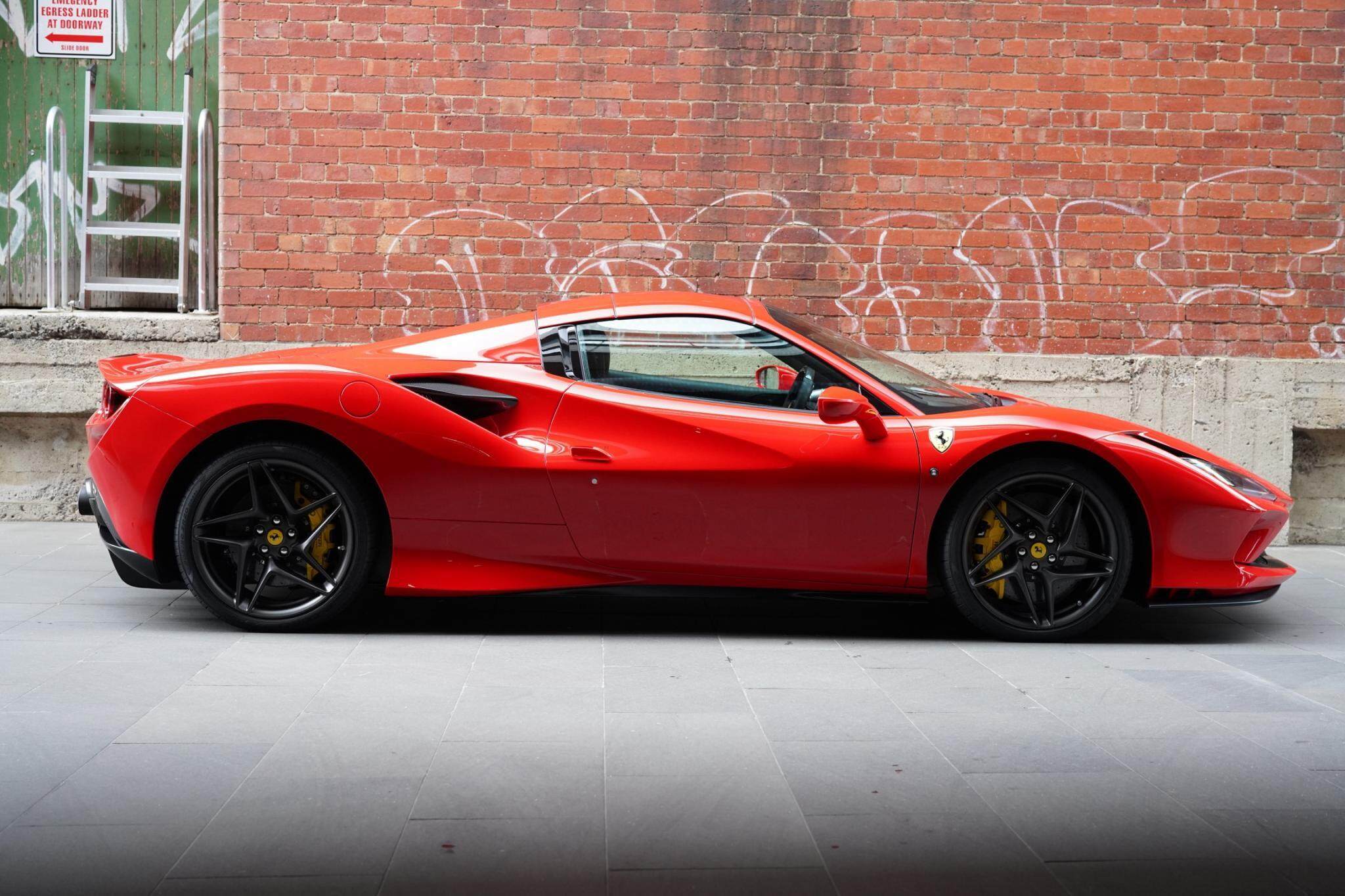 2021 Ferrari F8 Spider F142 Convertible 2dr DCT 7sp 3.9TT 