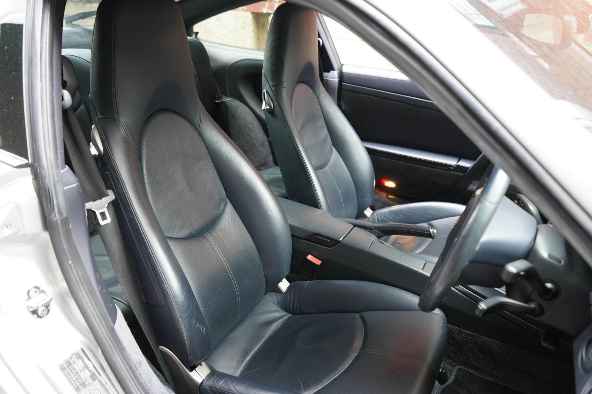 2004 Porsche 911 997 Carrera S Coupe 2dr Spts Auto 5sp 3.8i [Sep] 