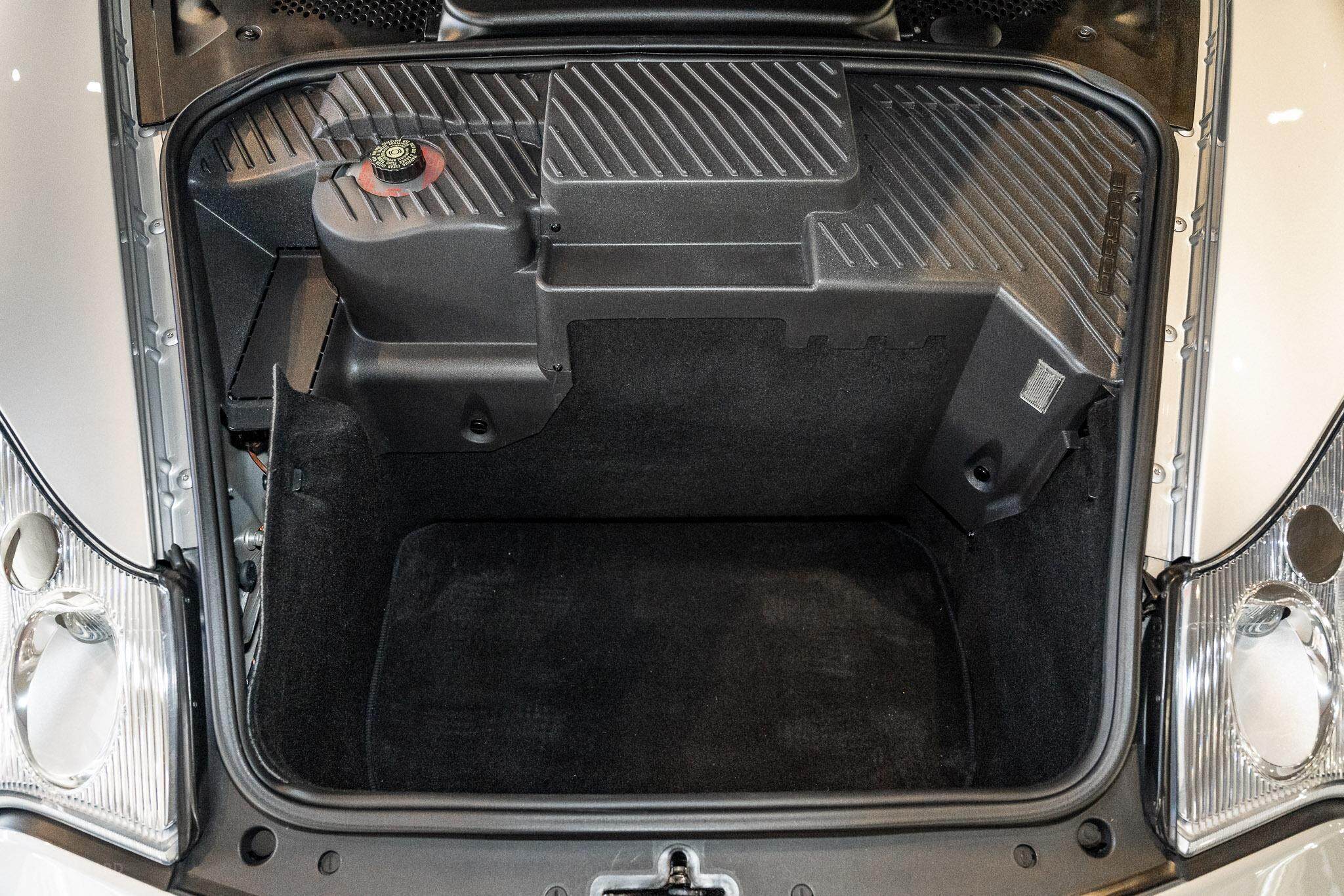 2004 Porsche 911 996 GT3 Coupe 2dr Man 6sp 3.6i [MY04] 