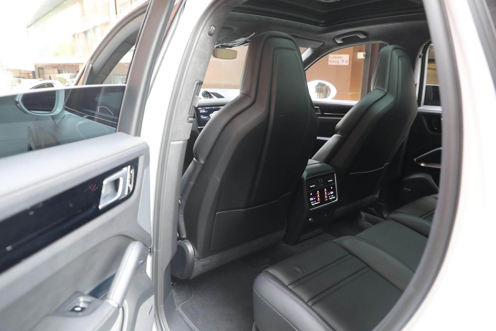 2018 Porsche Cayenne 9YA Turbo Wagon 5dr Tiptronic 8sp 4x4 4.0TT [MY19] 