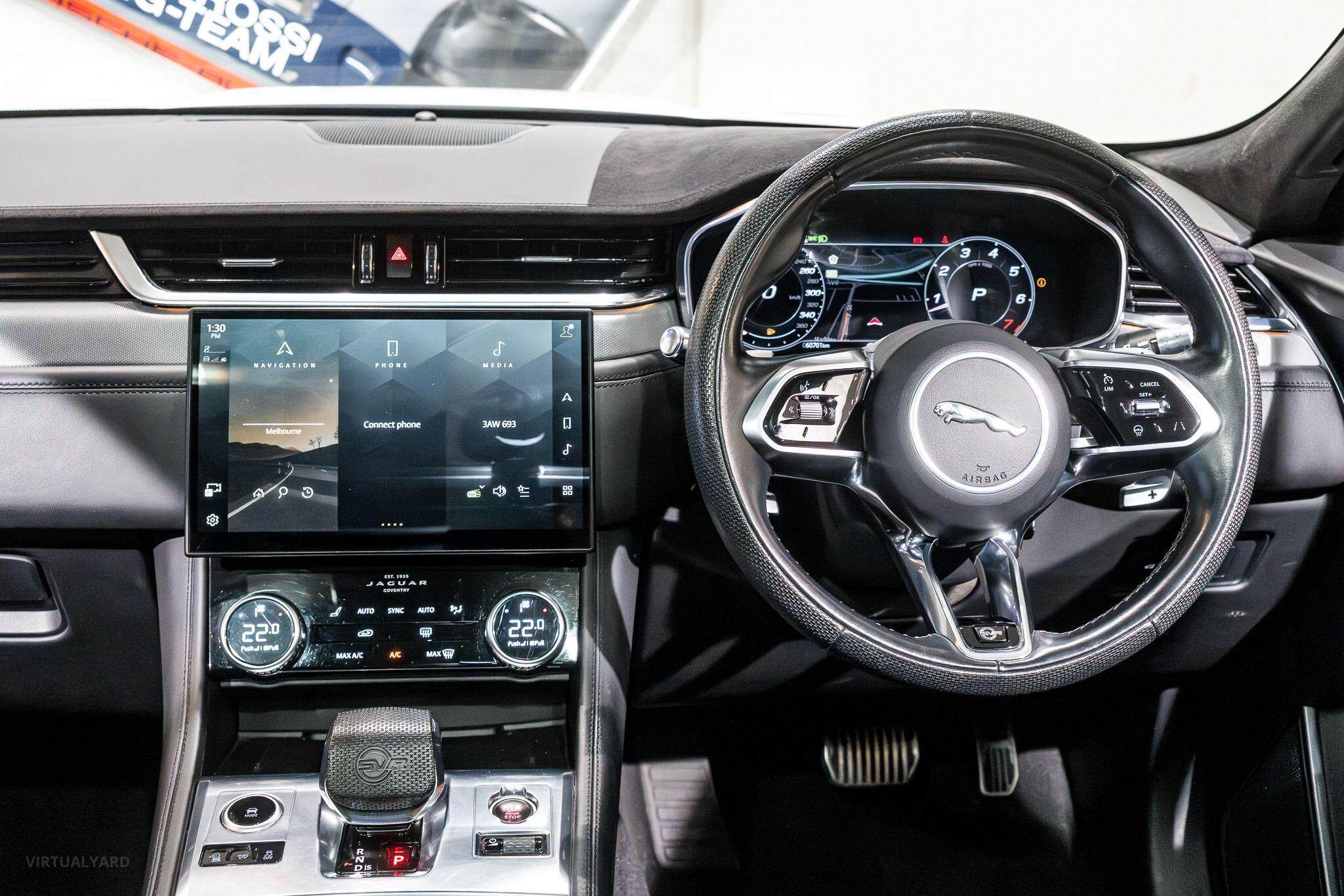 2021 JAGUAR F-PACE SVR 