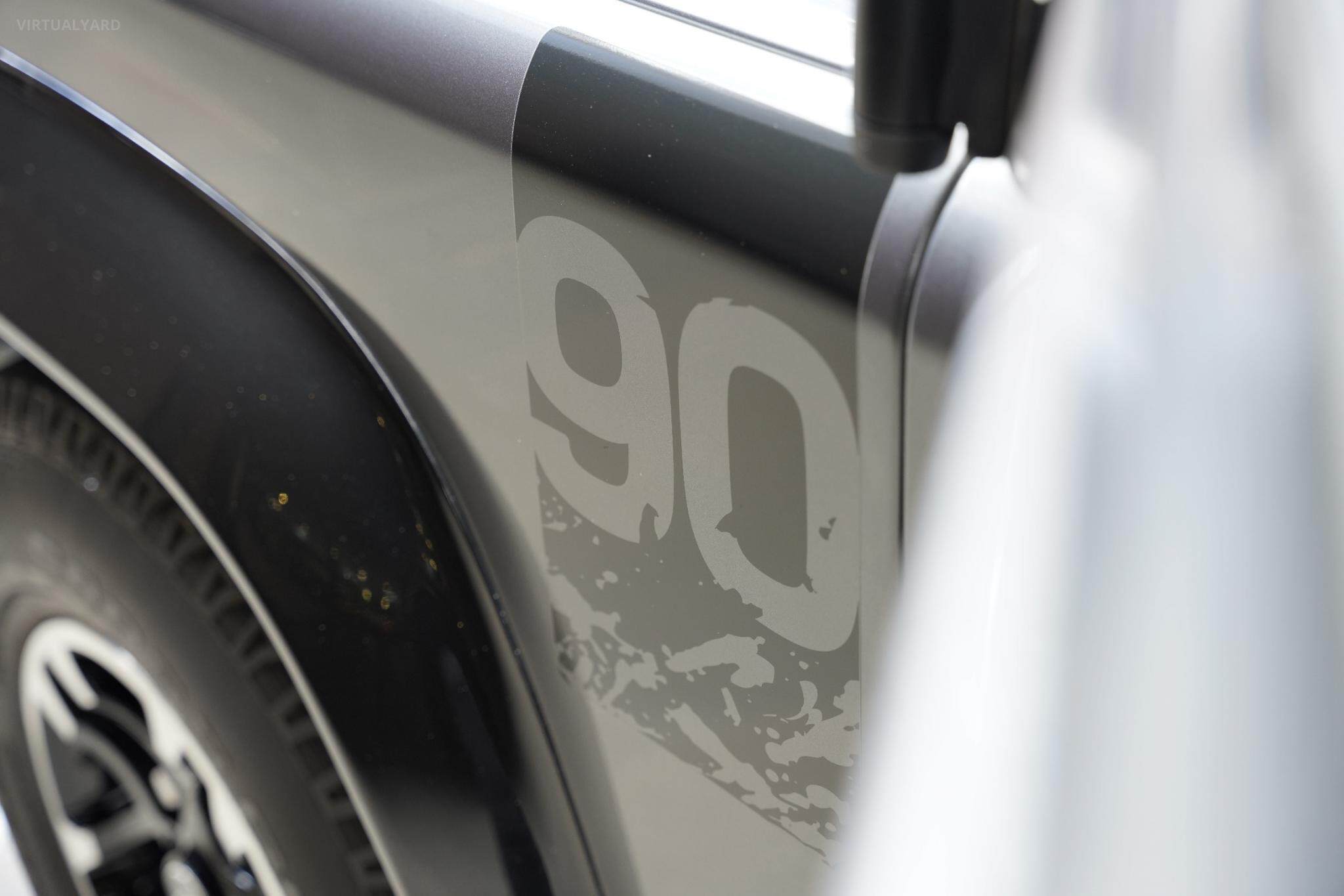 2015 Land Rover Defender 90 Adventure Wagon 3dr Man 6sp 4x4 2.2DT [MY16] 