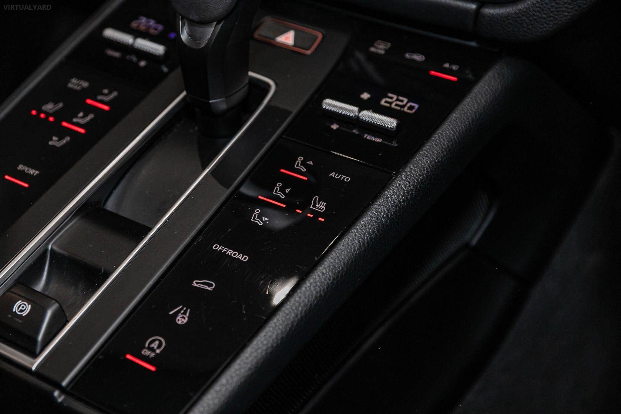 2023 Porsche Macan 95B Wagon 5dr PDK 7sp AWD 2.0T [MY23] 