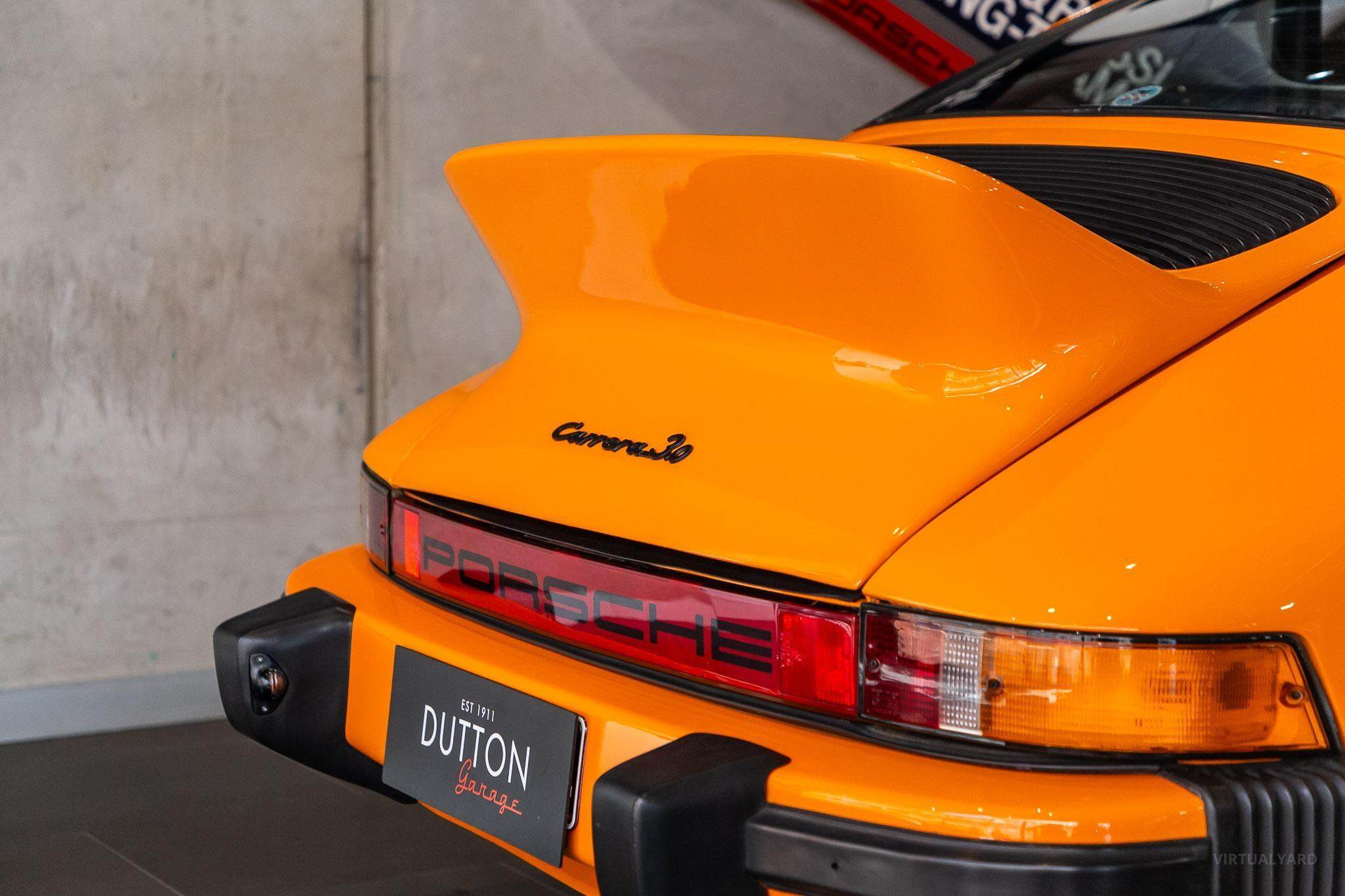 1976 Porsche 911 Carrera Coupe 2dr Man 5sp 3.0i 