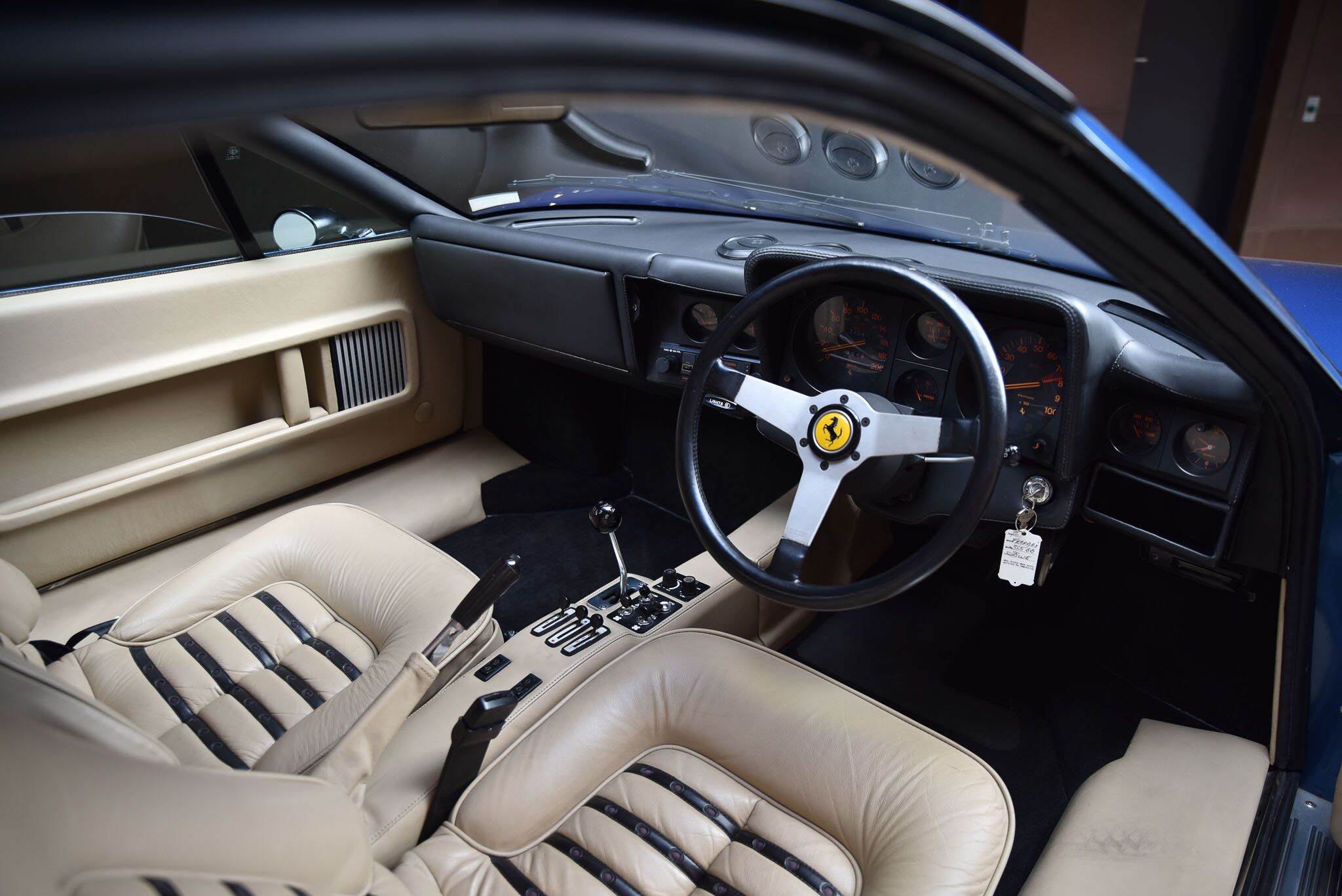 1976 Ferrari 365 BOXER GT4 Coupe 2dr Man 5sp 4.4 