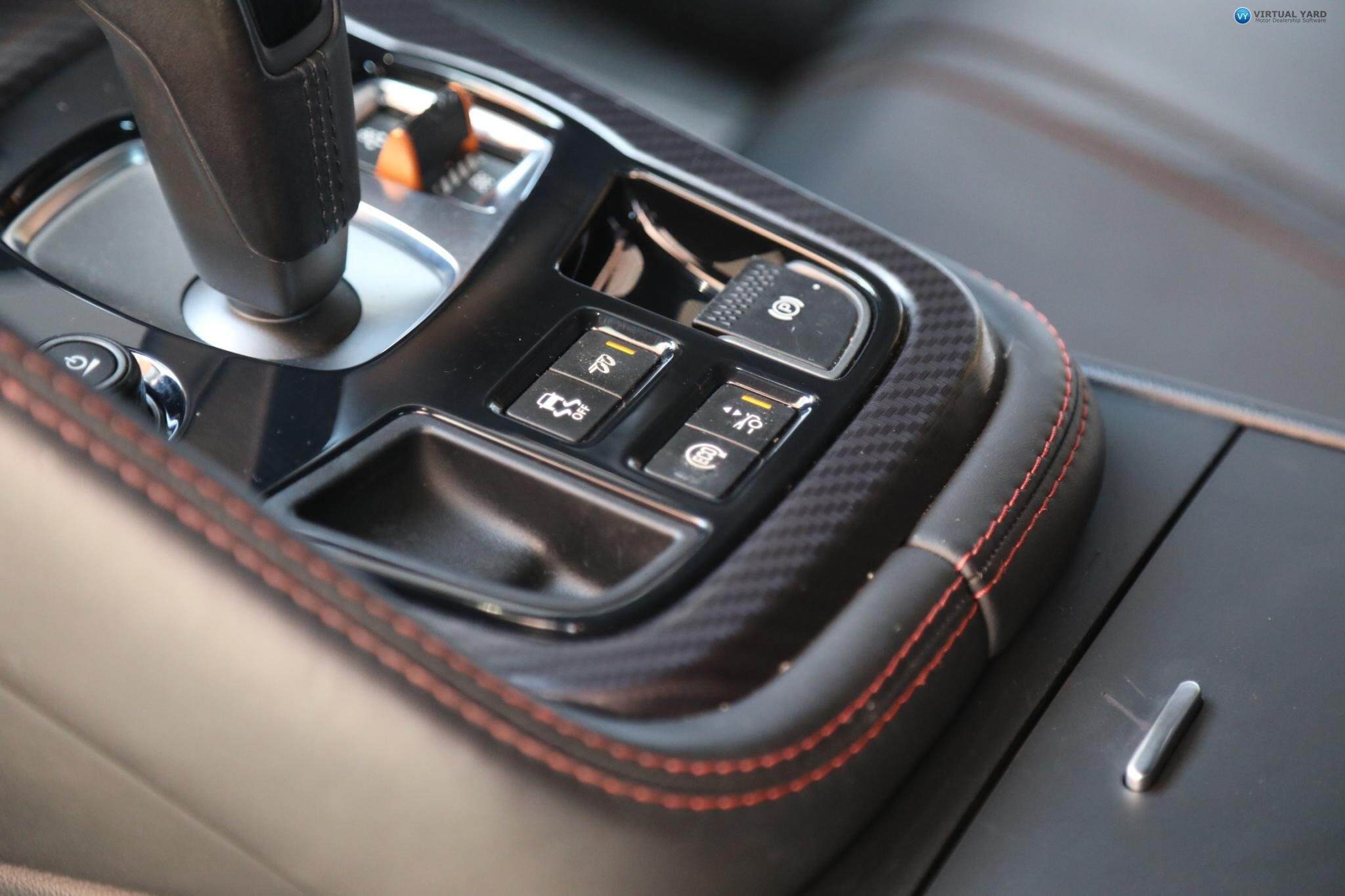 2014 Jaguar F-TYPE X152 R Coupe 2dr Spts Auto 8sp 5.0SC [MY15] 