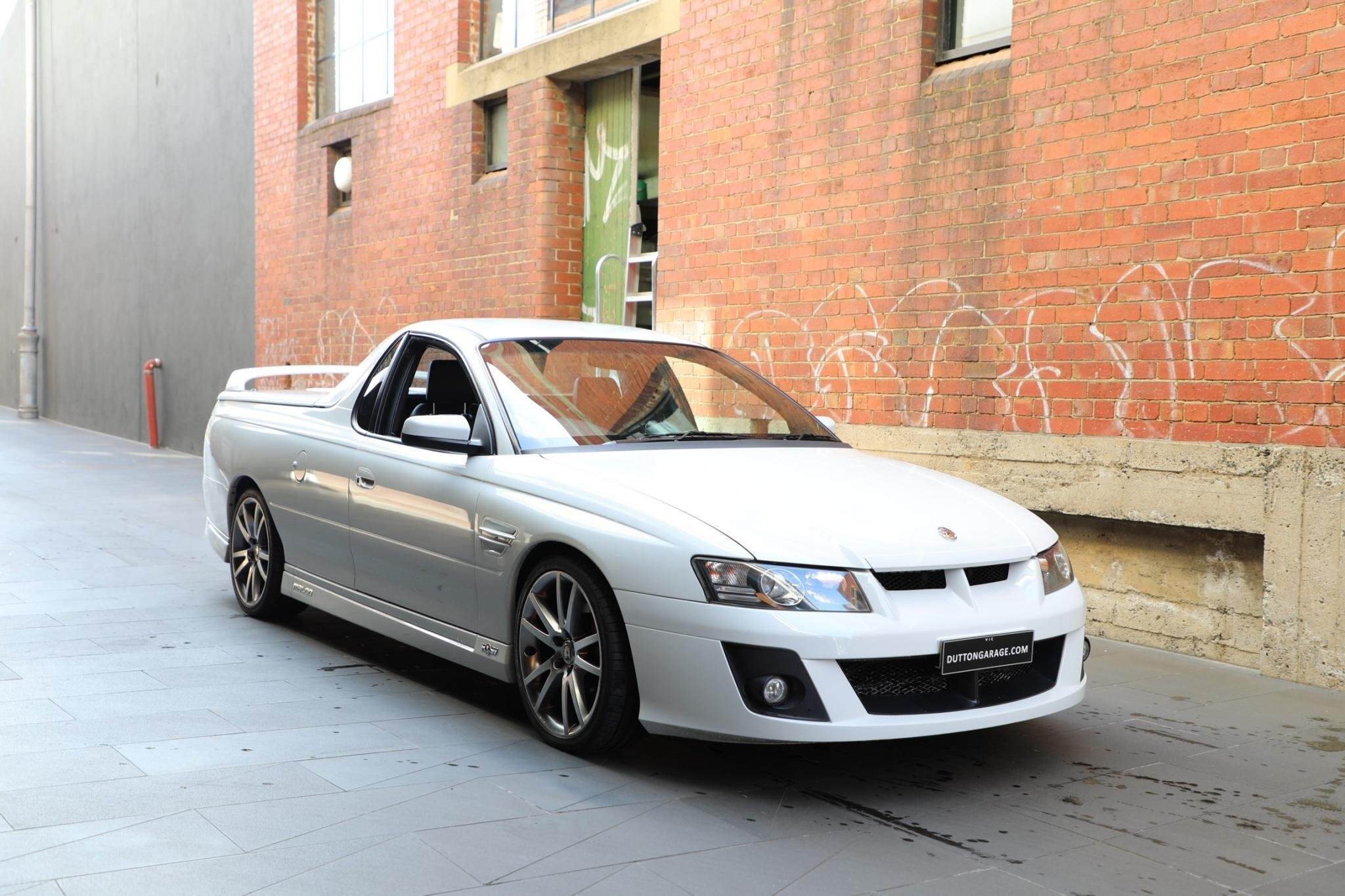 2004 Holden Special Vehicles Maloo Z Series R8 Utility Extended Cab 2dr Auto 4sp 620kg 6.0i 
