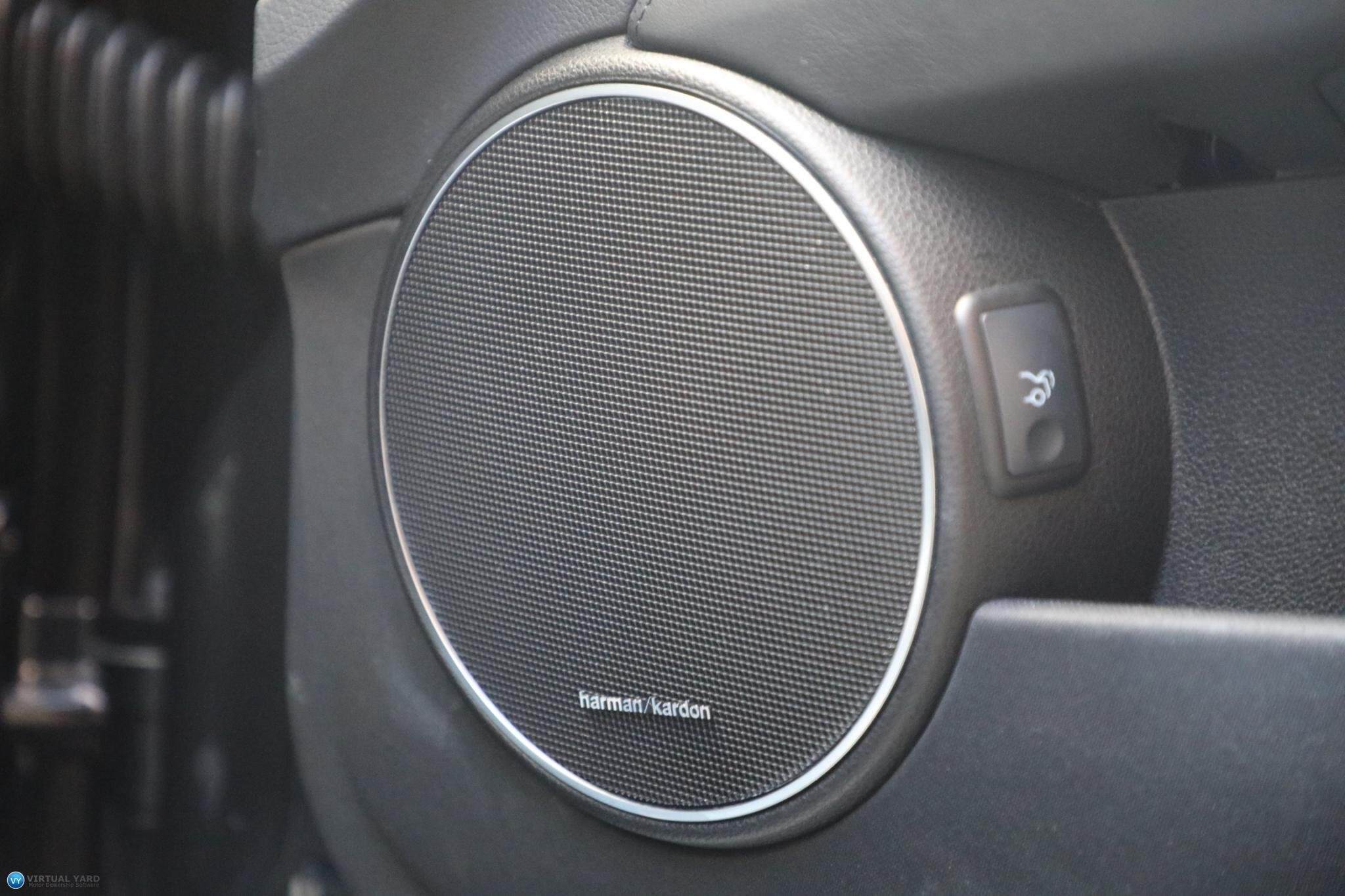 2011 Mercedes-Benz C-Class W204 C63 AMG Sedan 4dr SPEEDSHIFT MCT 7sp 6.3i [MY12] 