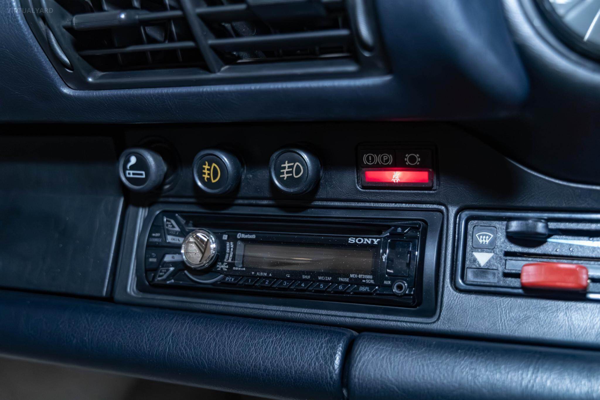 1989 Porsche 911 Carrera Cabriolet Convertible 2dr Man 5sp 3.2i 