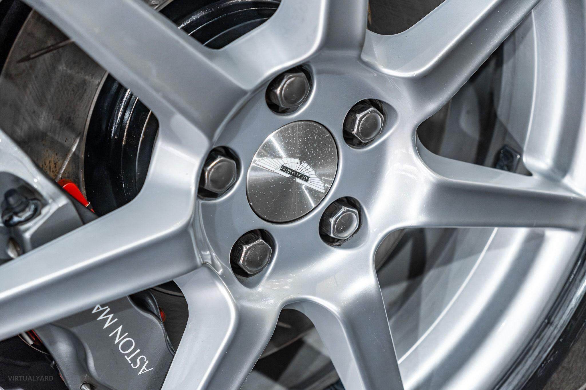 2006 Aston Martin V8 Vantage Coupe 2dr Man 6sp 4.3i [MY06.5] 