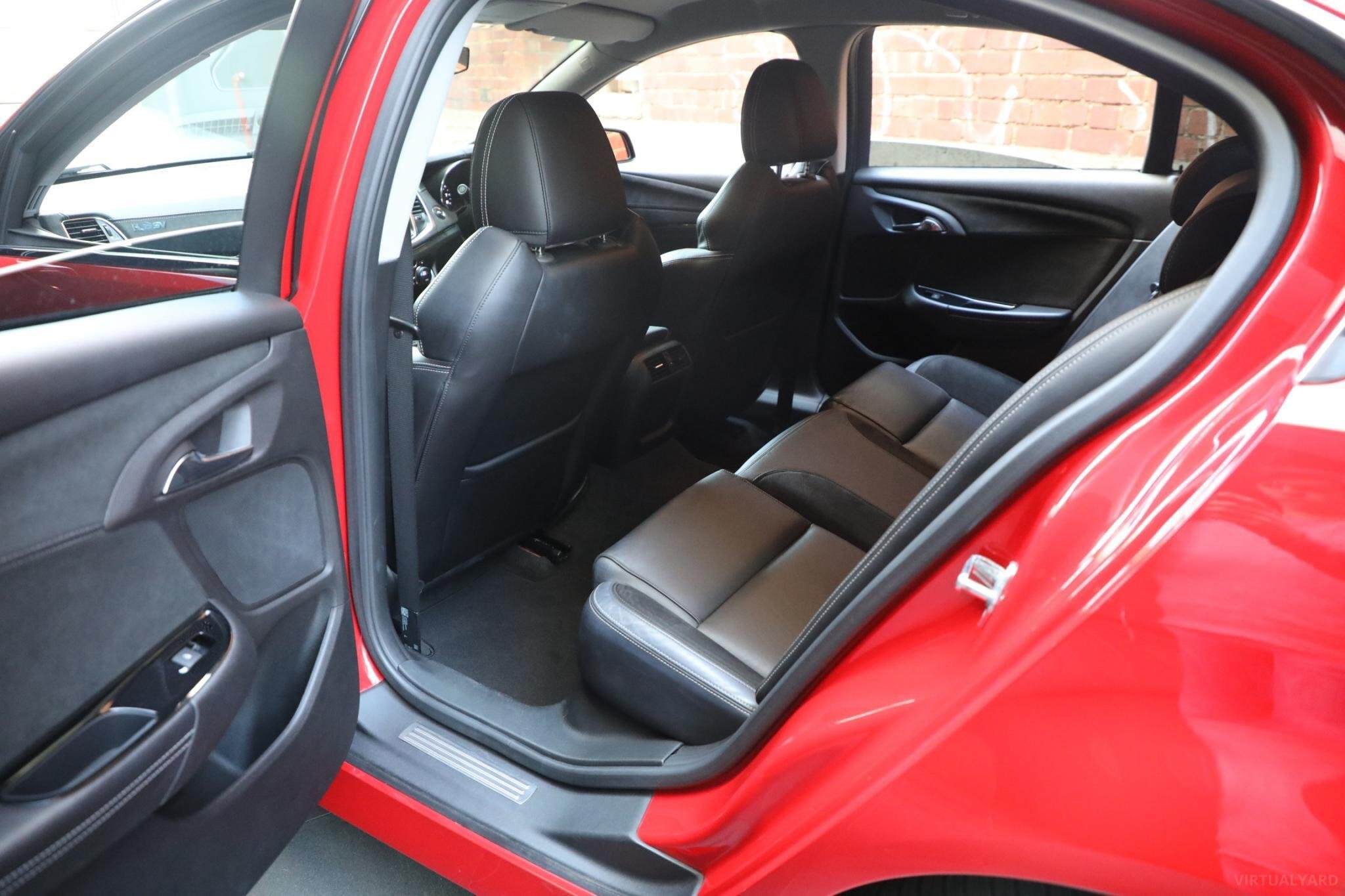 2015 Holden Special Vehicles Clubsport GEN-F R8 Sedan 4dr Man 6sp 6.2i [MY15] 